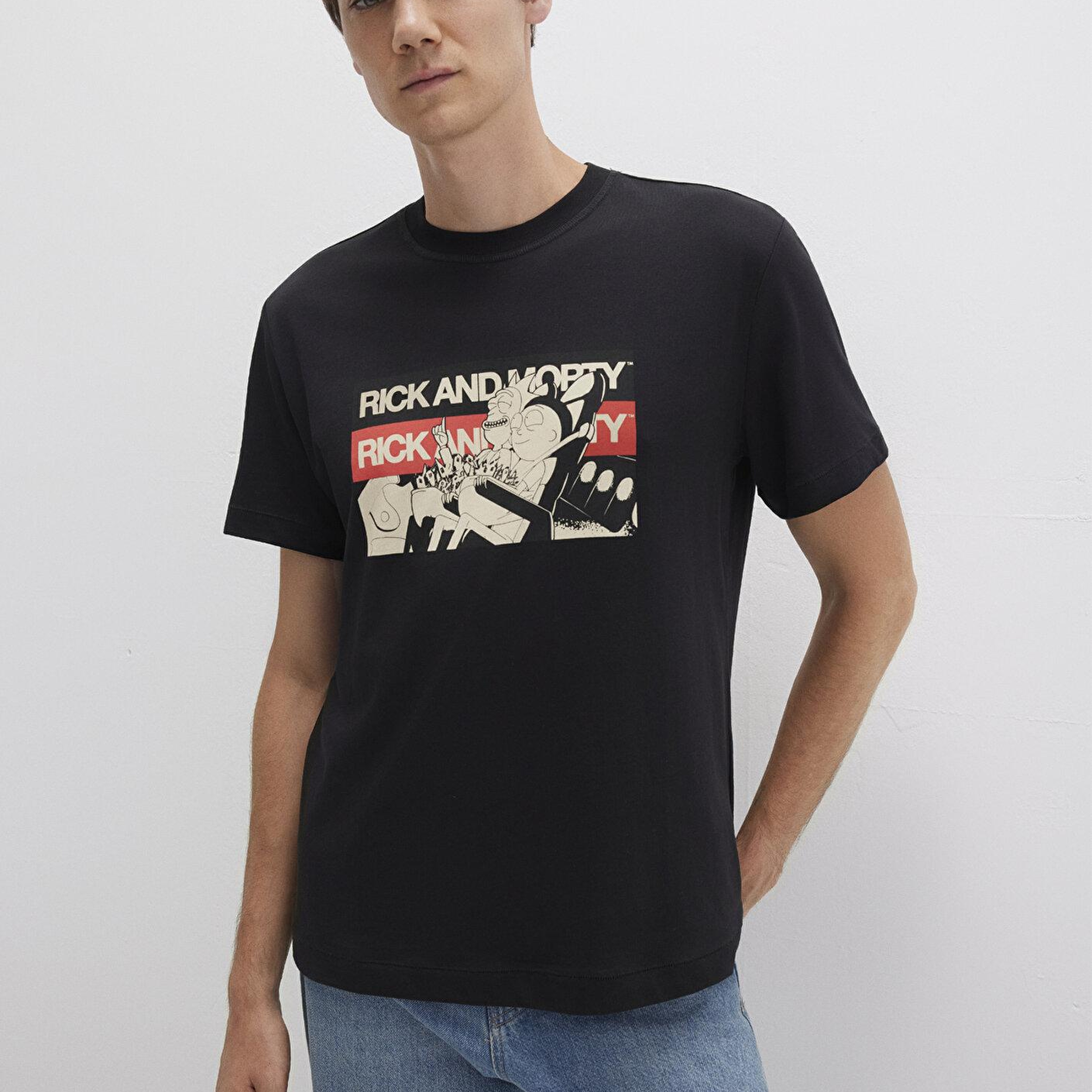 Mavi Rick And Morty Baskılı Siyah Tişört Loose Fit / Bol Rahat Kesim 0612922-900