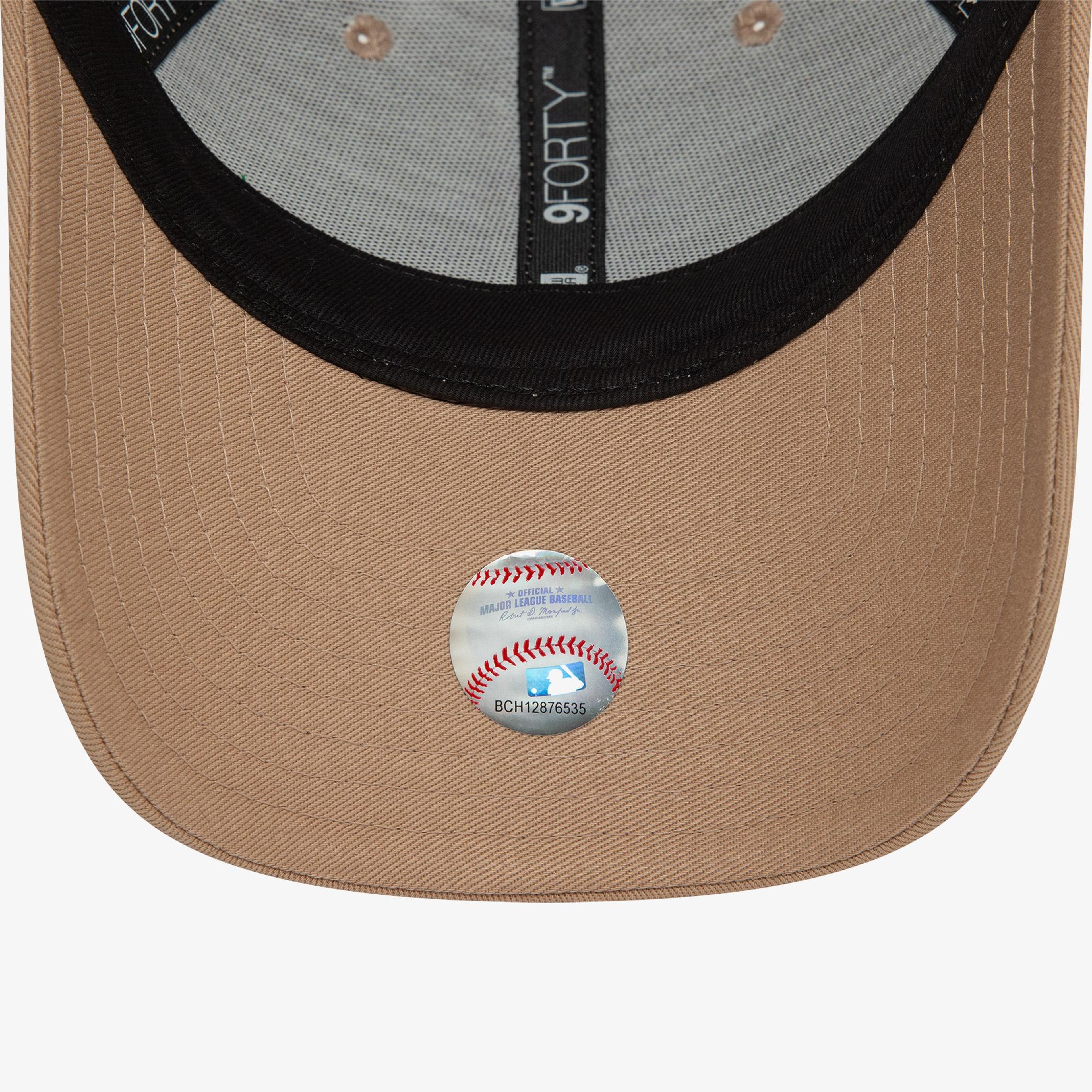 New Era Boucle 9Forty Neyyan Ttapnk Çocuk Bej Şapka