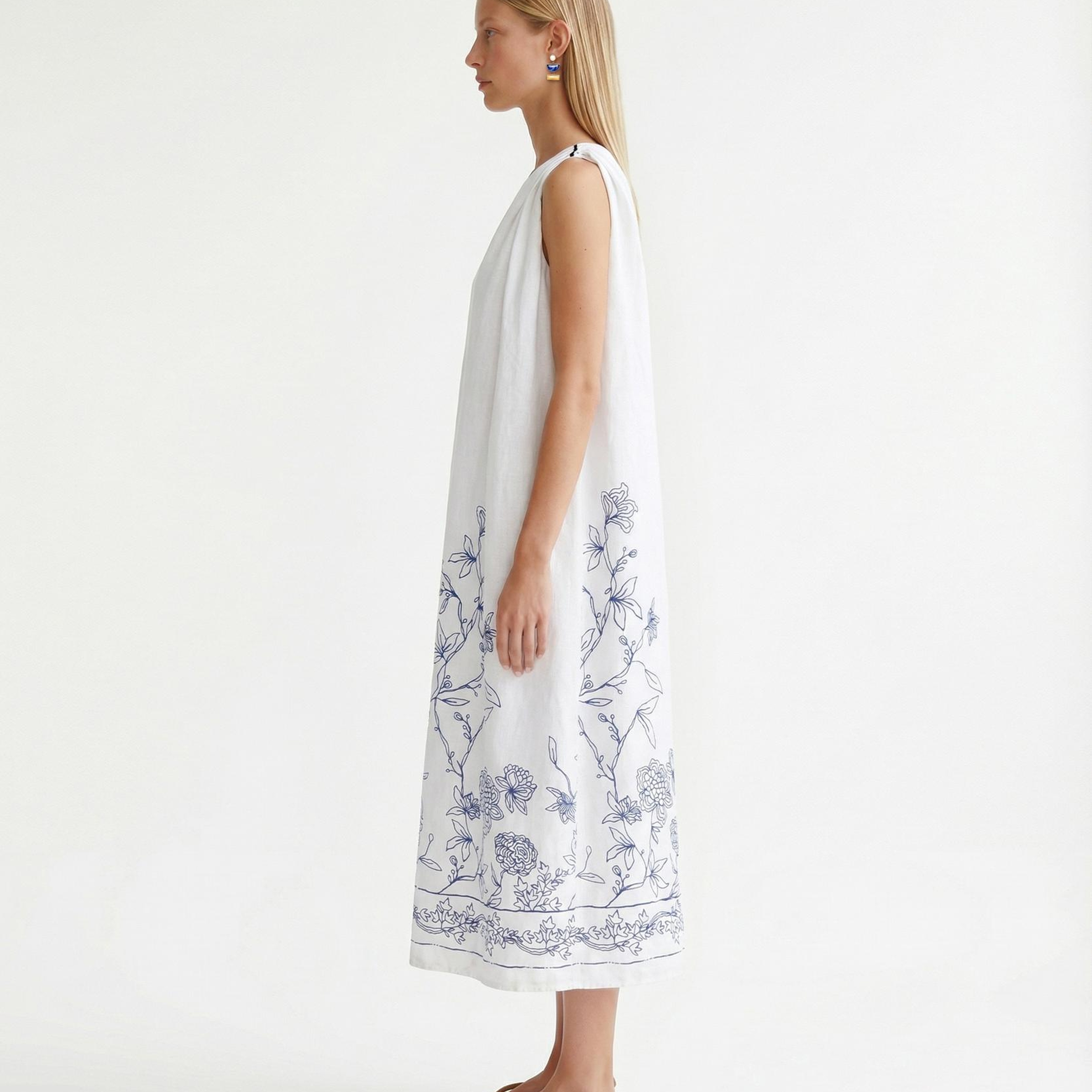 YARGICI Bol Tek Omuz Yaka Kolsuz Elbise