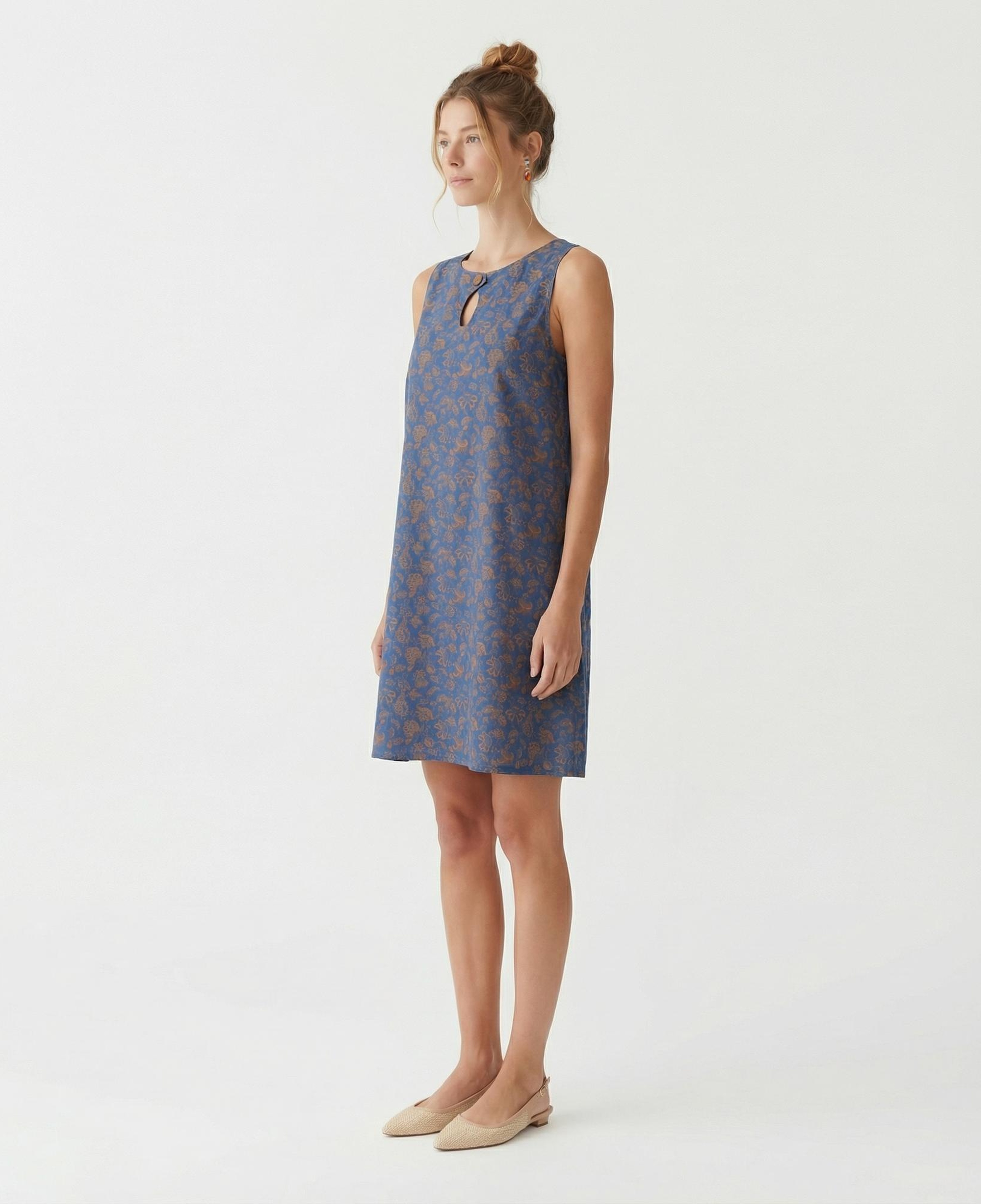 YARGICI A Form Bisiklet Yaka Kolsuz Elbise