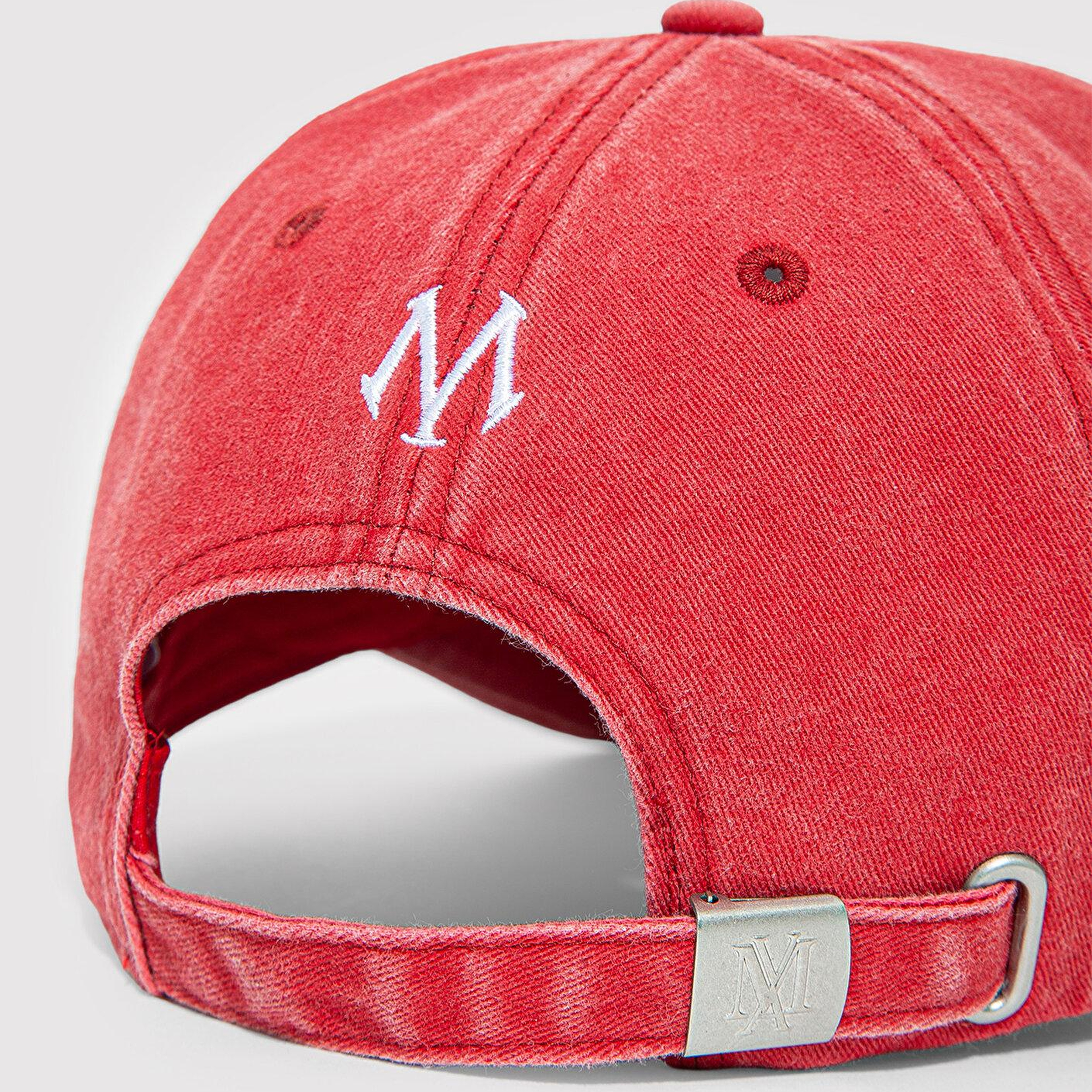 Mavi Nakışlı Kırmızı Şapka 0911884-32421