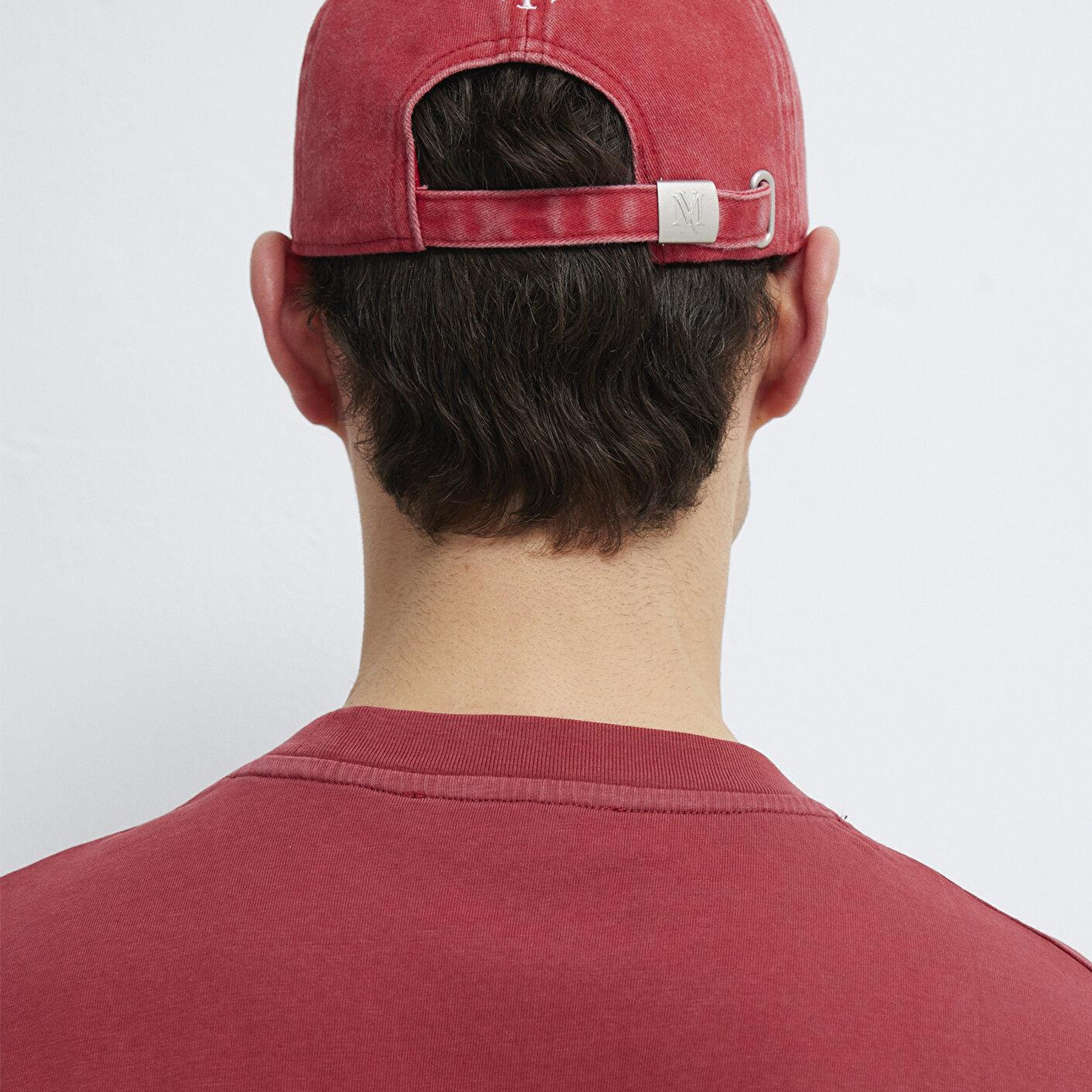 Mavi Nakışlı Kırmızı Şapka 0911884-32421