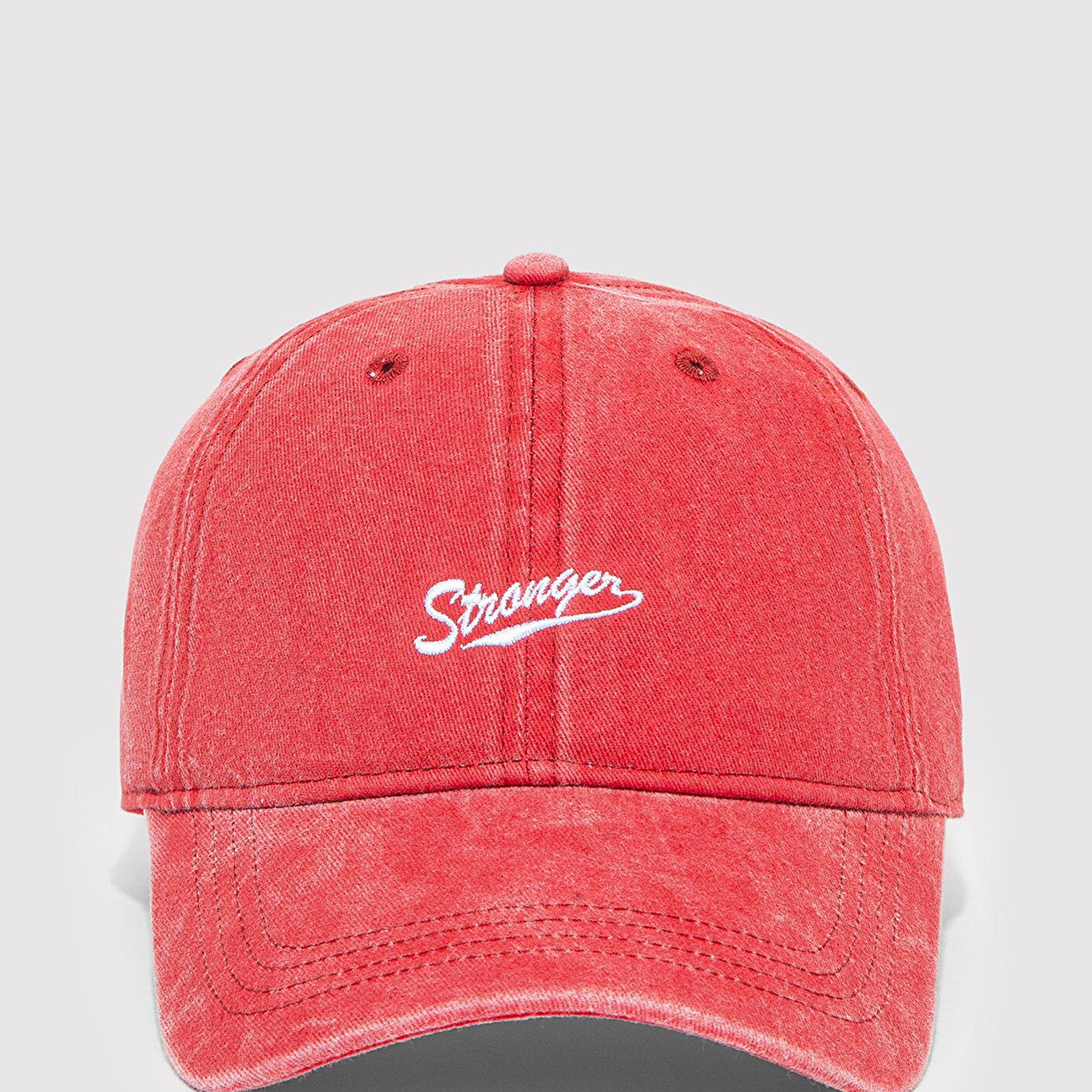 Mavi Nakışlı Kırmızı Şapka 0911884-32421