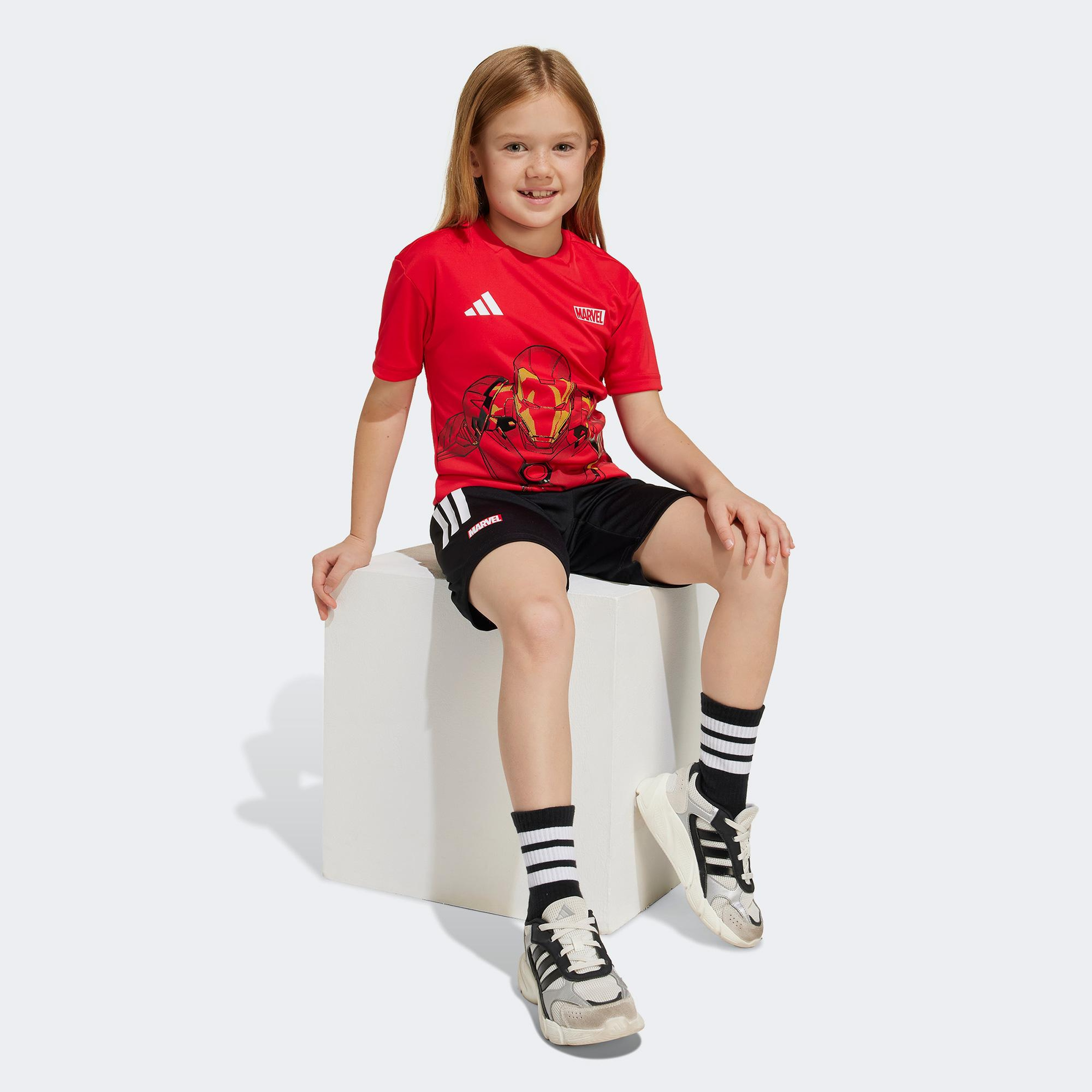 adidas X Marvel Ironman Çocuk Kırmızı/Siyah Şort Takımı