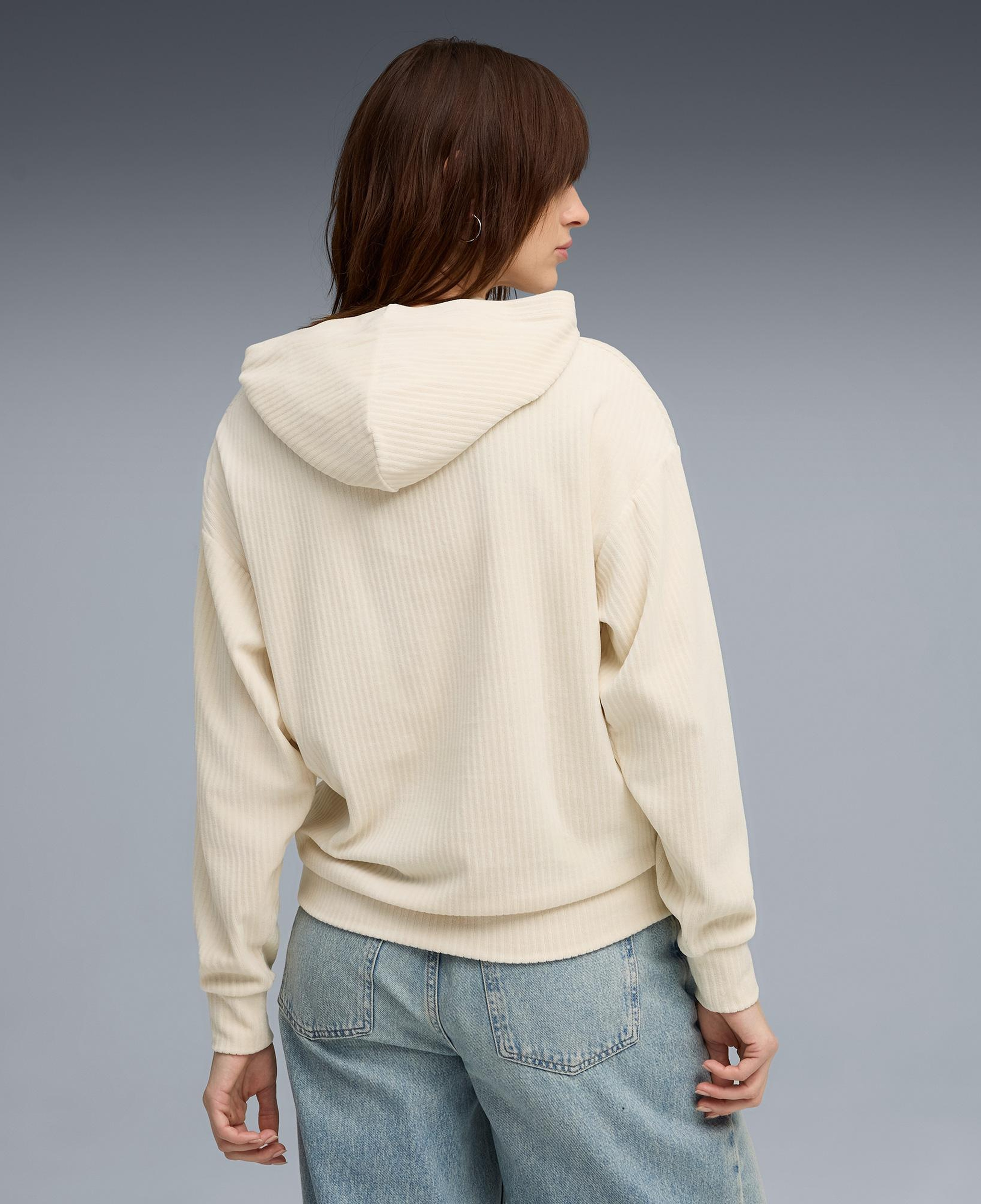 Puma Essentials Elevated Velour  Kadın Krem Sweatshirt