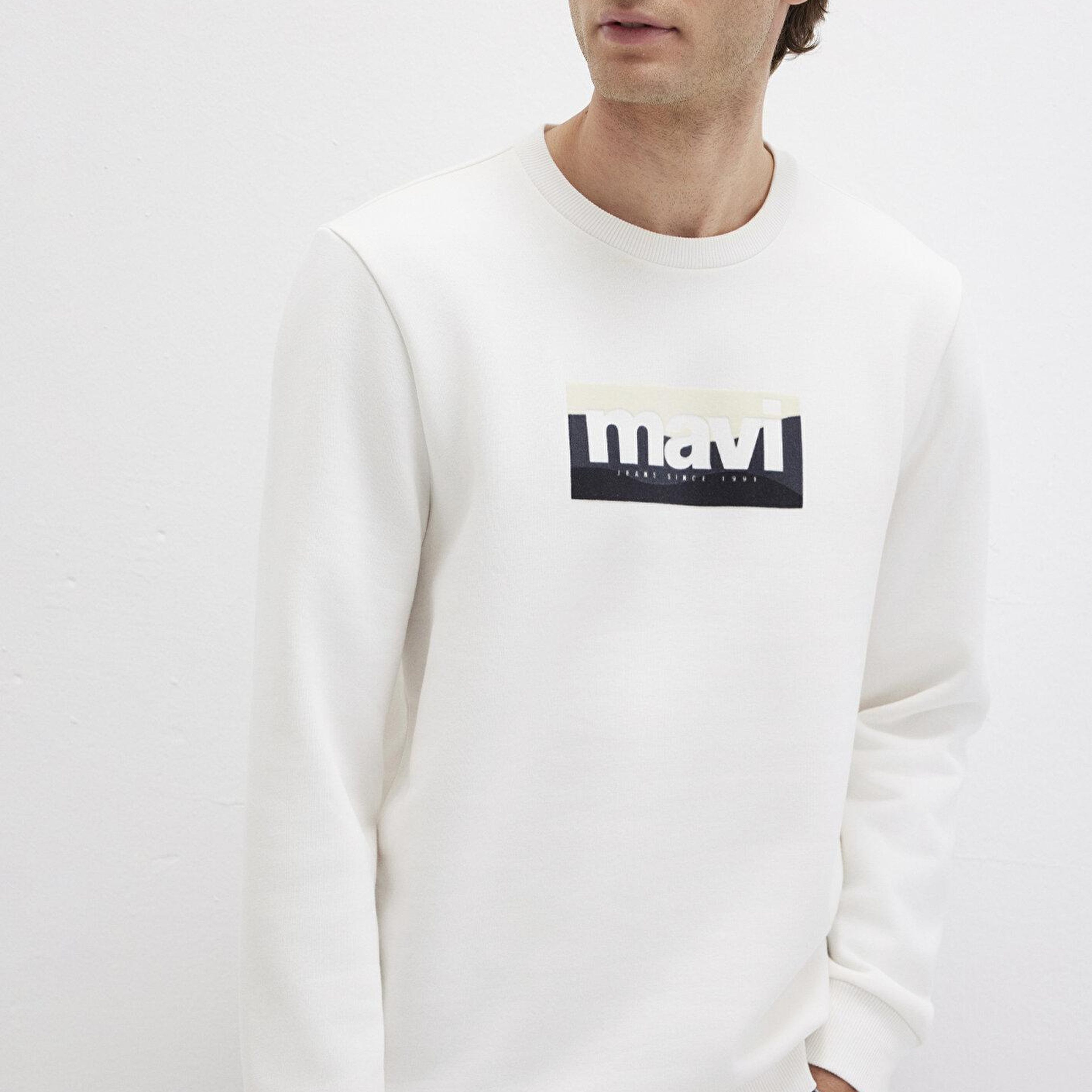 Mavi Mavi Logo Baskılı Ekru Sweatshirt 0S10203-70057