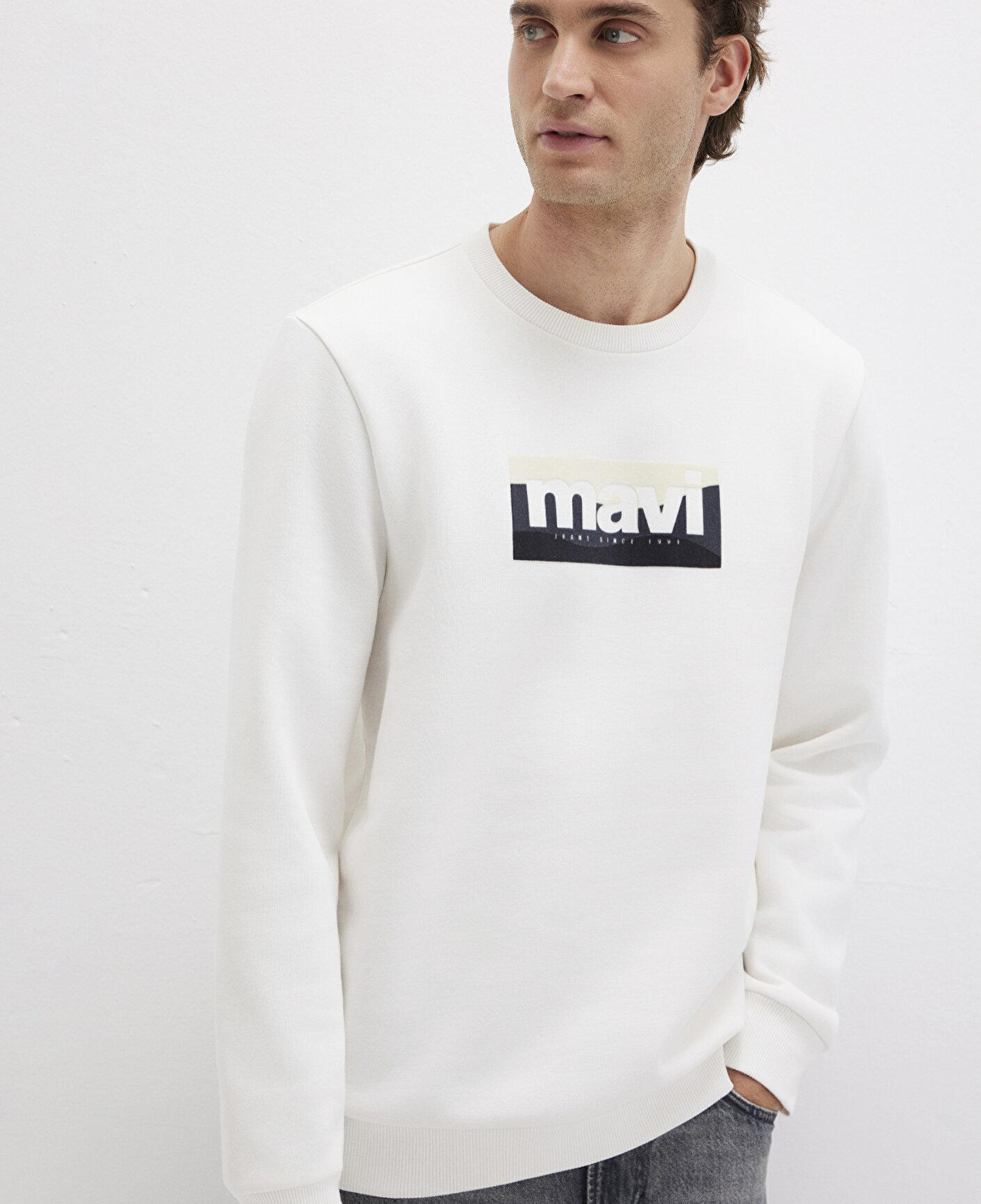 Mavi Mavi Logo Baskılı Ekru Sweatshirt 0S10203-70057