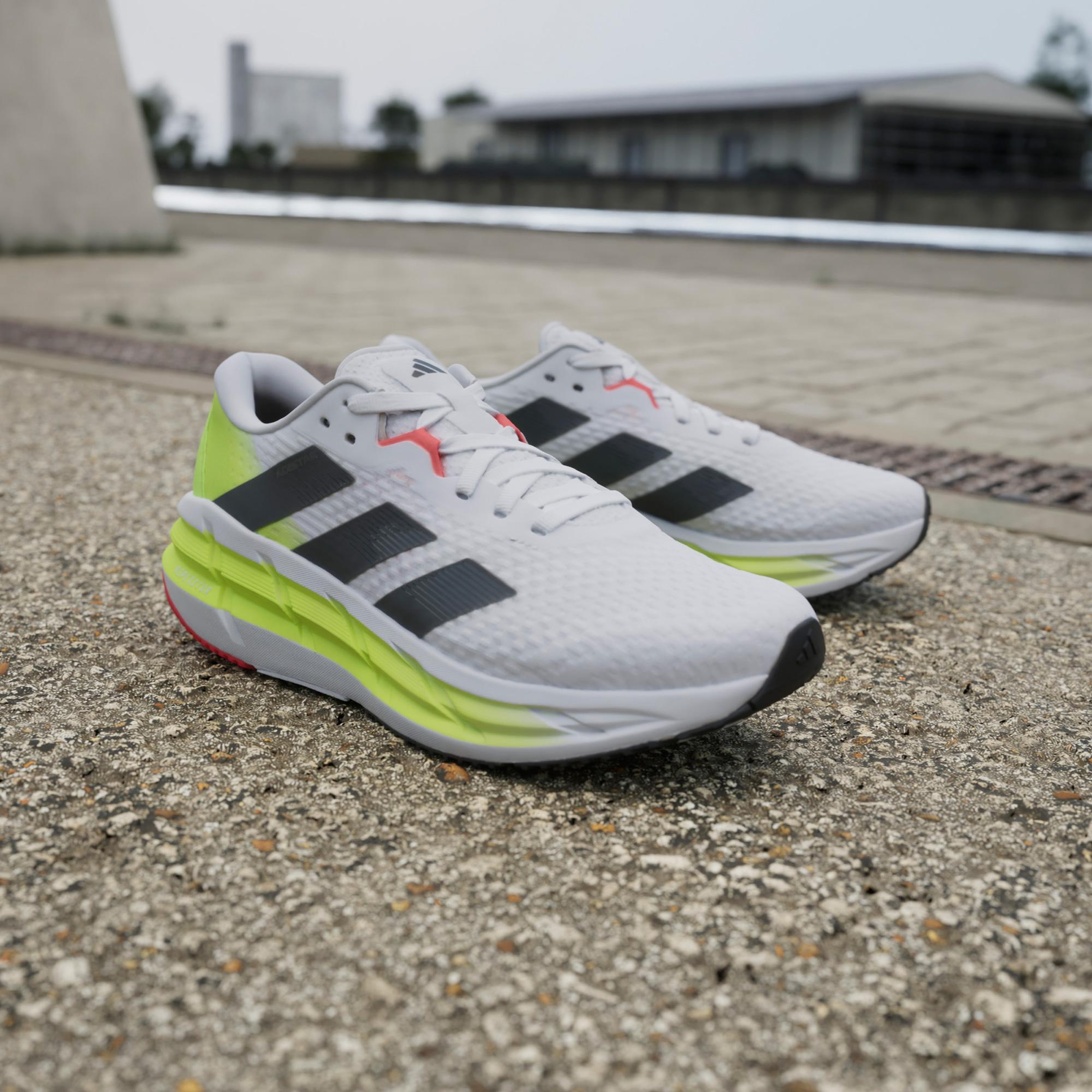 adidas Adistar 3 Erkek Beyaz Koşu Ayakkabısı