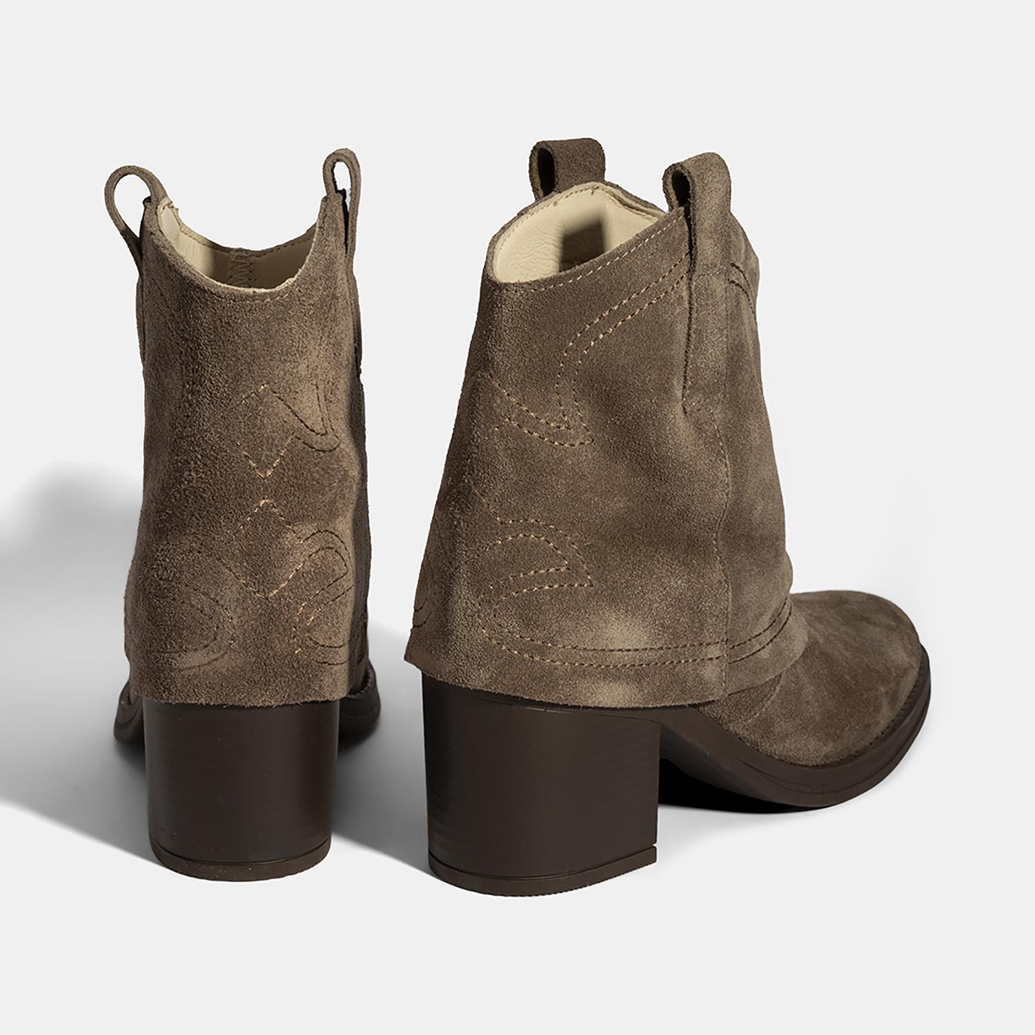 Kadın Vizon İşleme Detaylı Kalın Topuklu Bot