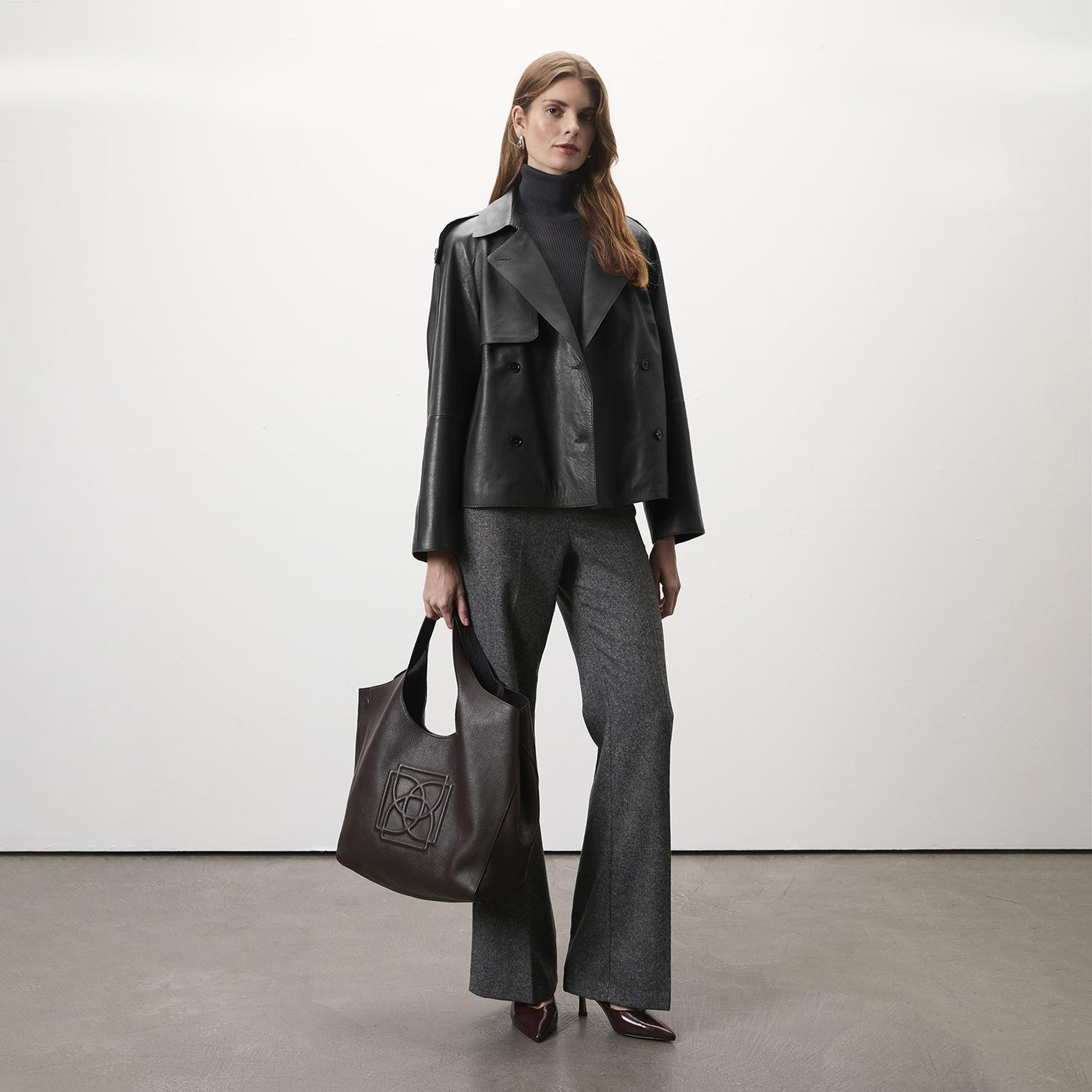 Amadika Siyah Kadın Deri Trençkot