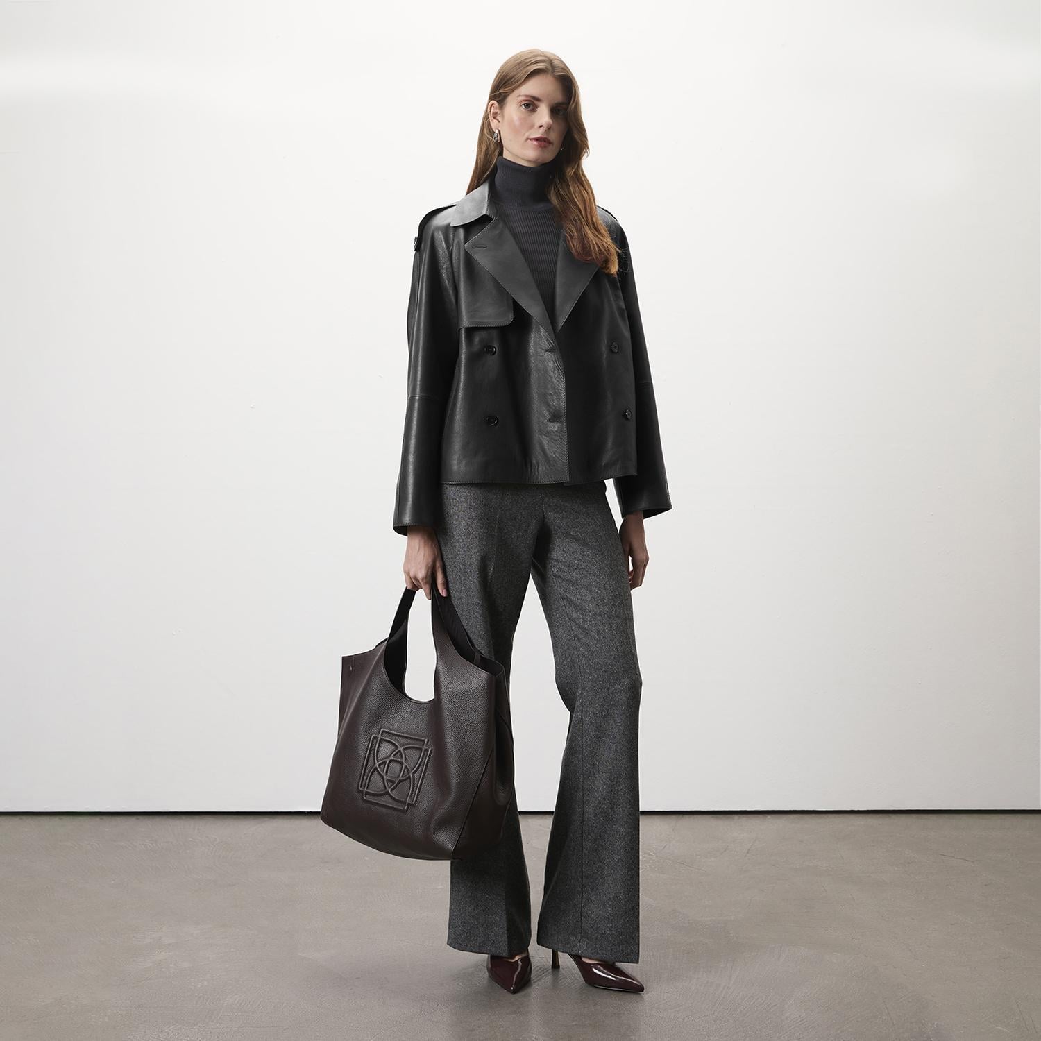 Amadika Siyah Kadın Deri Trençkot