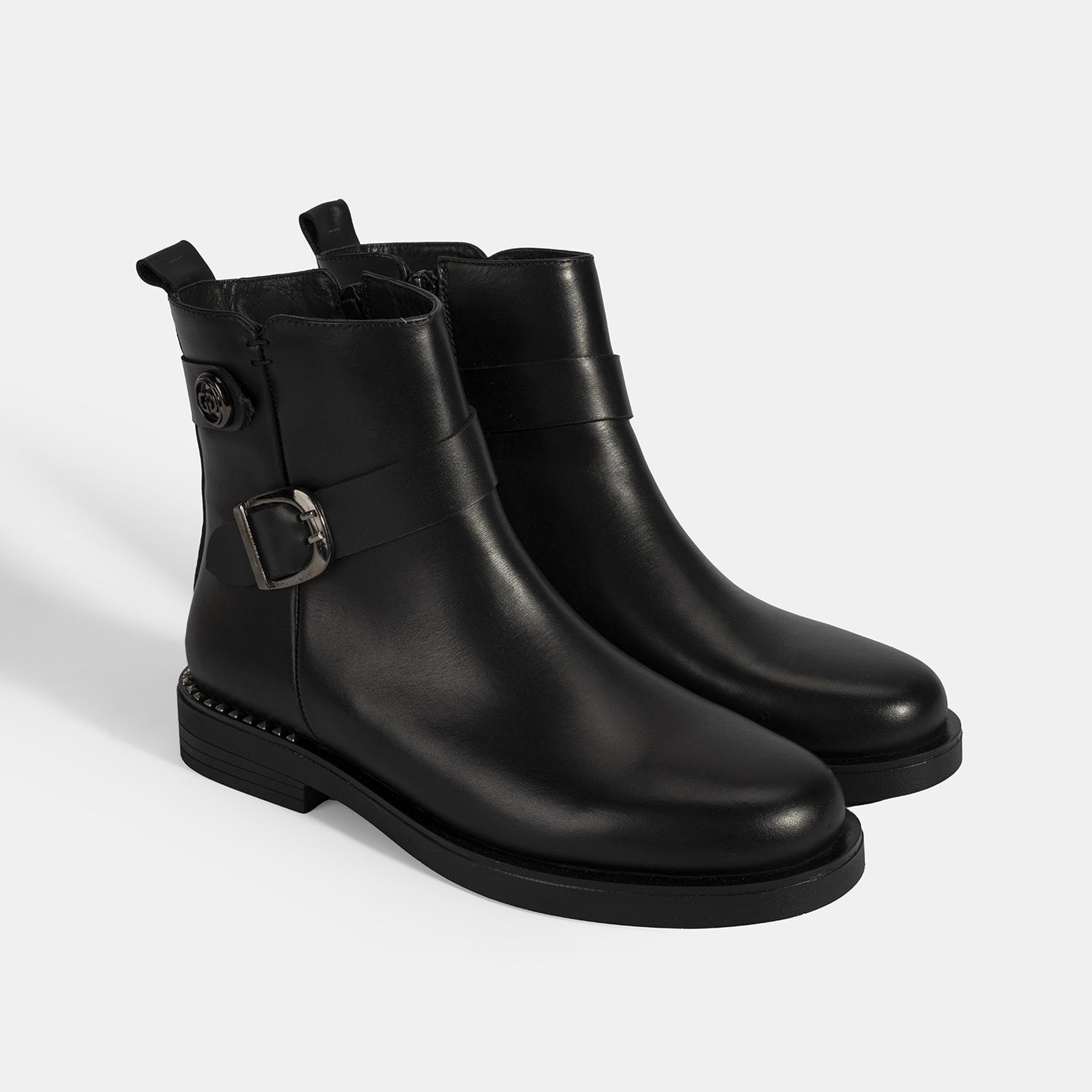 Kadın Siyah Metal Toka Detaylı Deri Bot