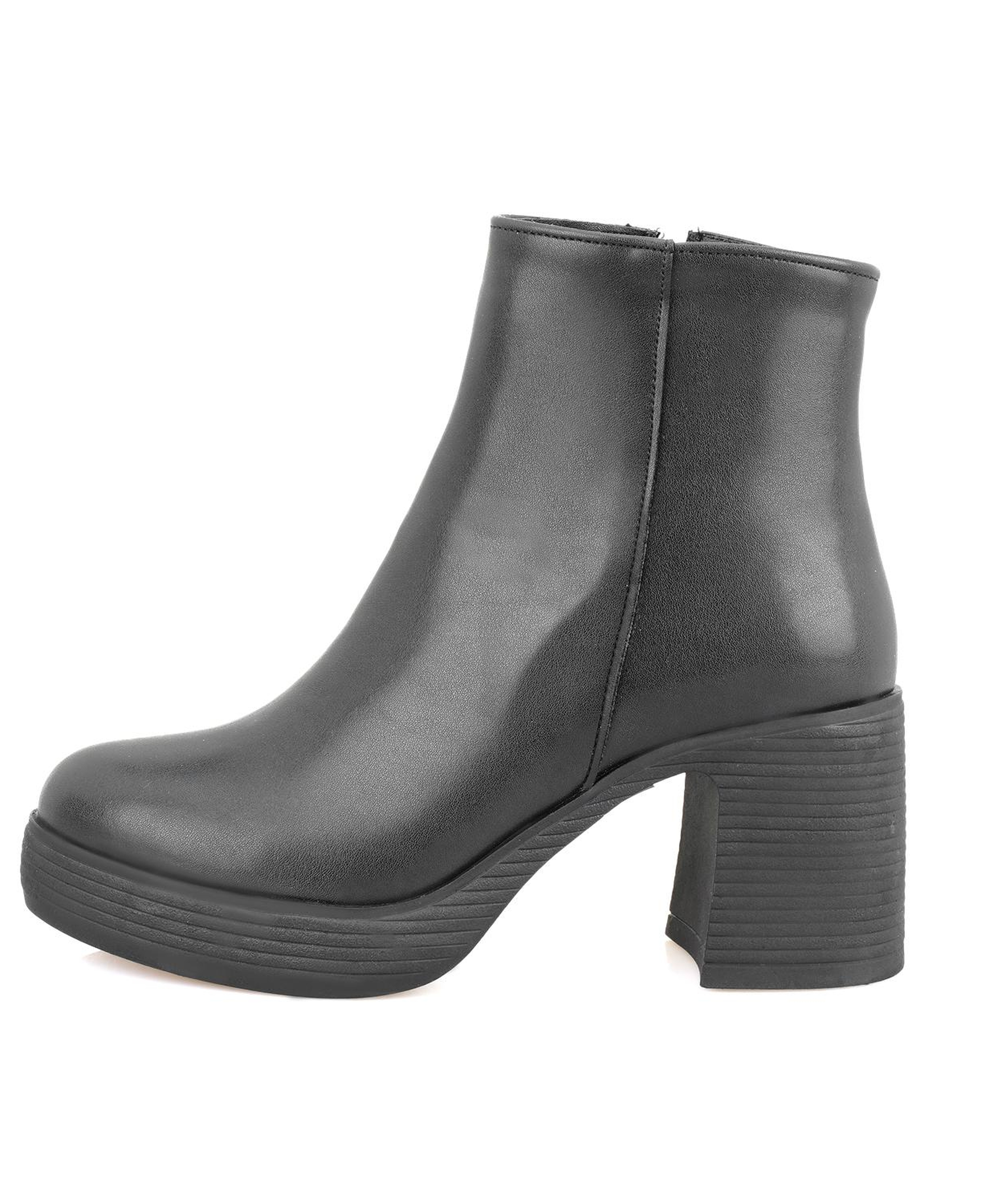 Kadın Siyah Topuklu Bot