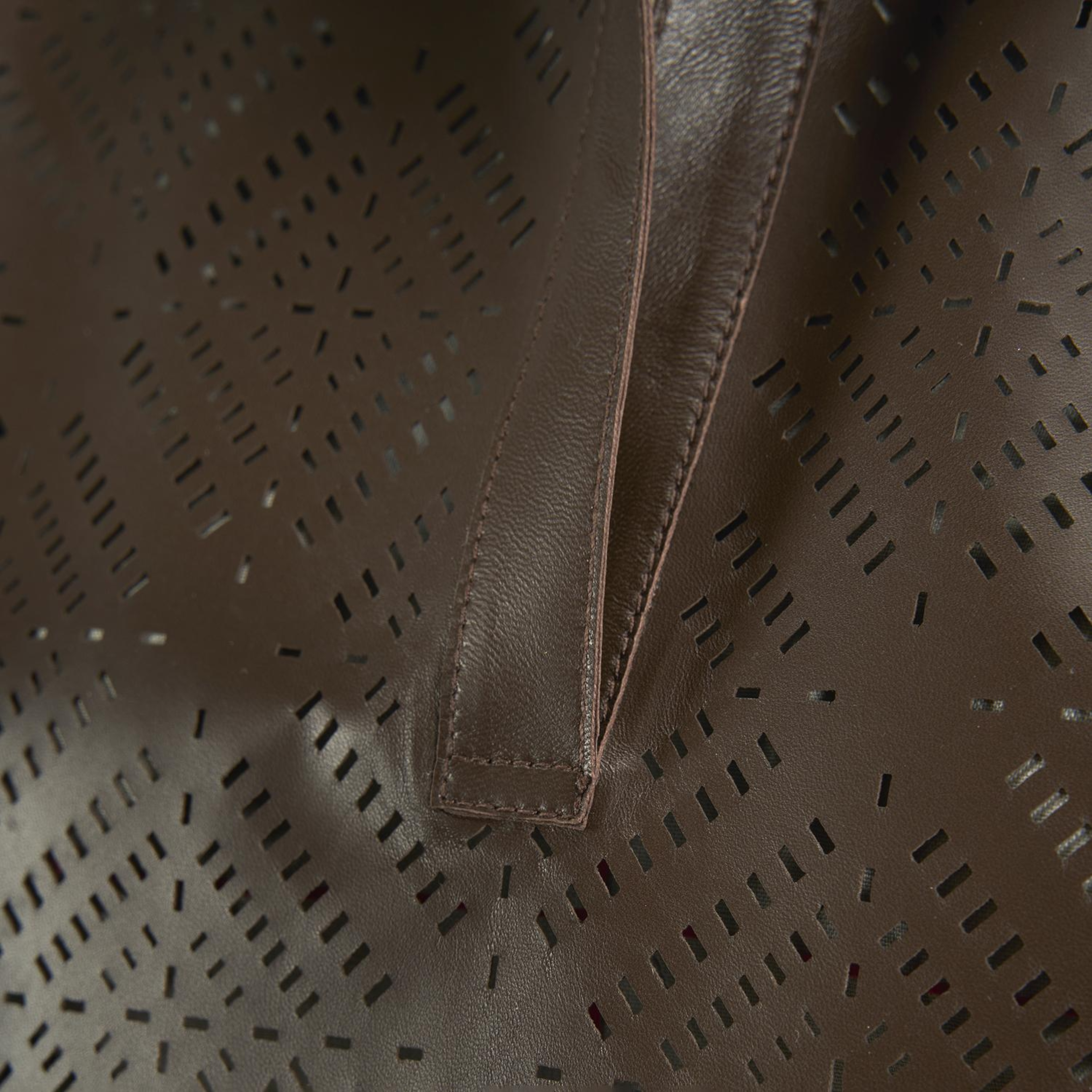 Kadın Kahve Lazer Kesimli Kısa Perforeli Deri Gömlek