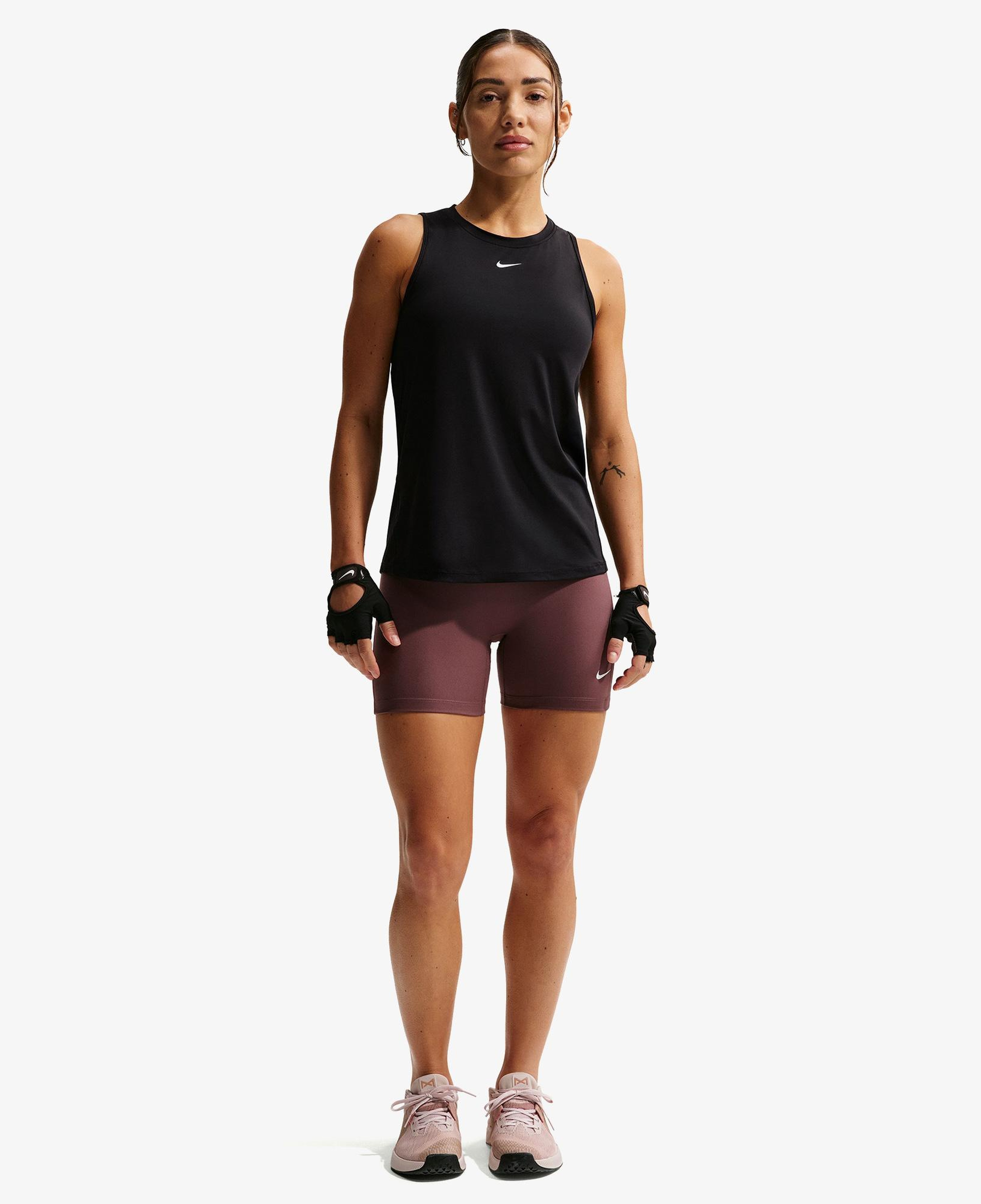 Nike One Classic Dri-Fit Kadın Siyah Kolsuz T-Shirt