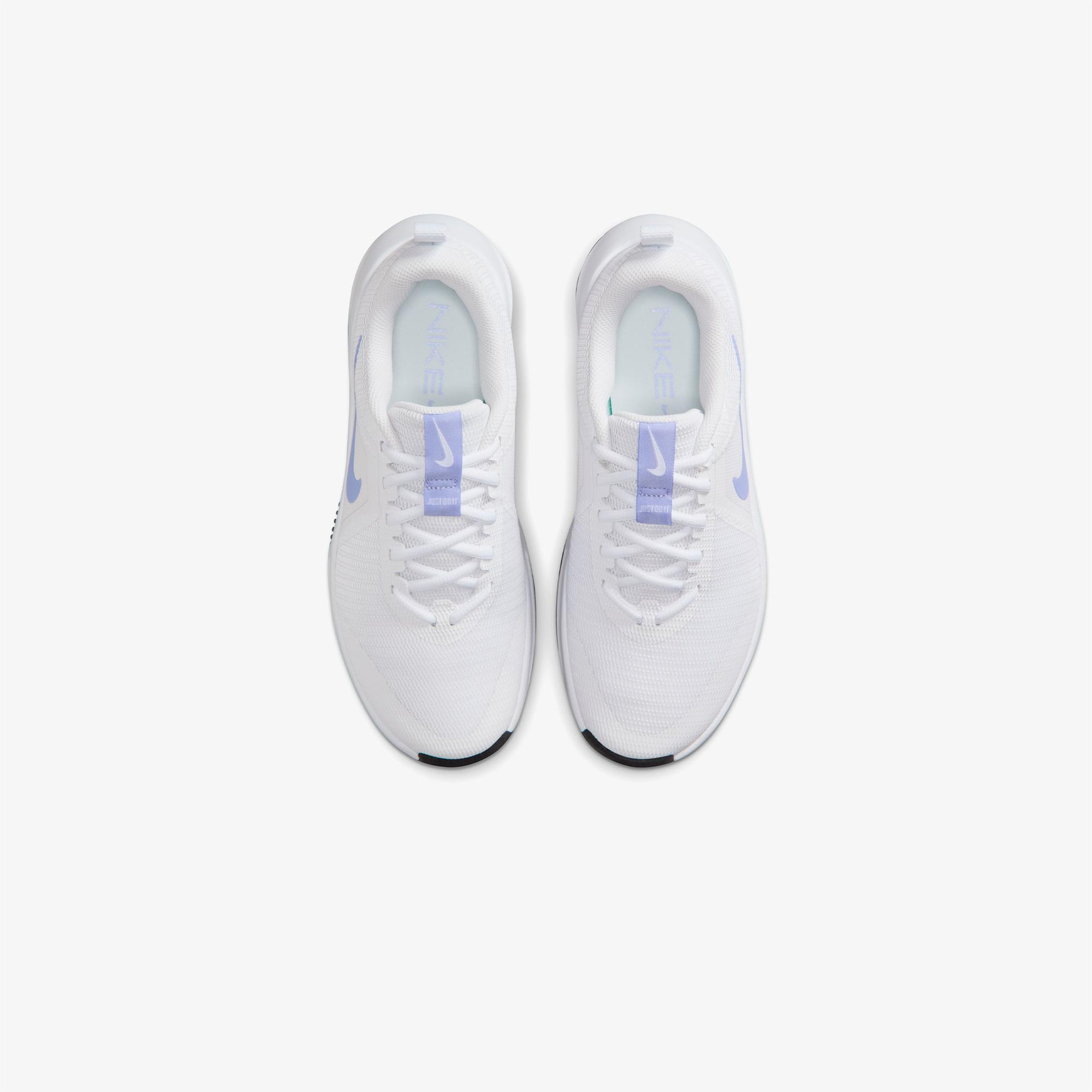 Nike MC Trainer 3 Kadın Beyaz Spor Ayakkabı