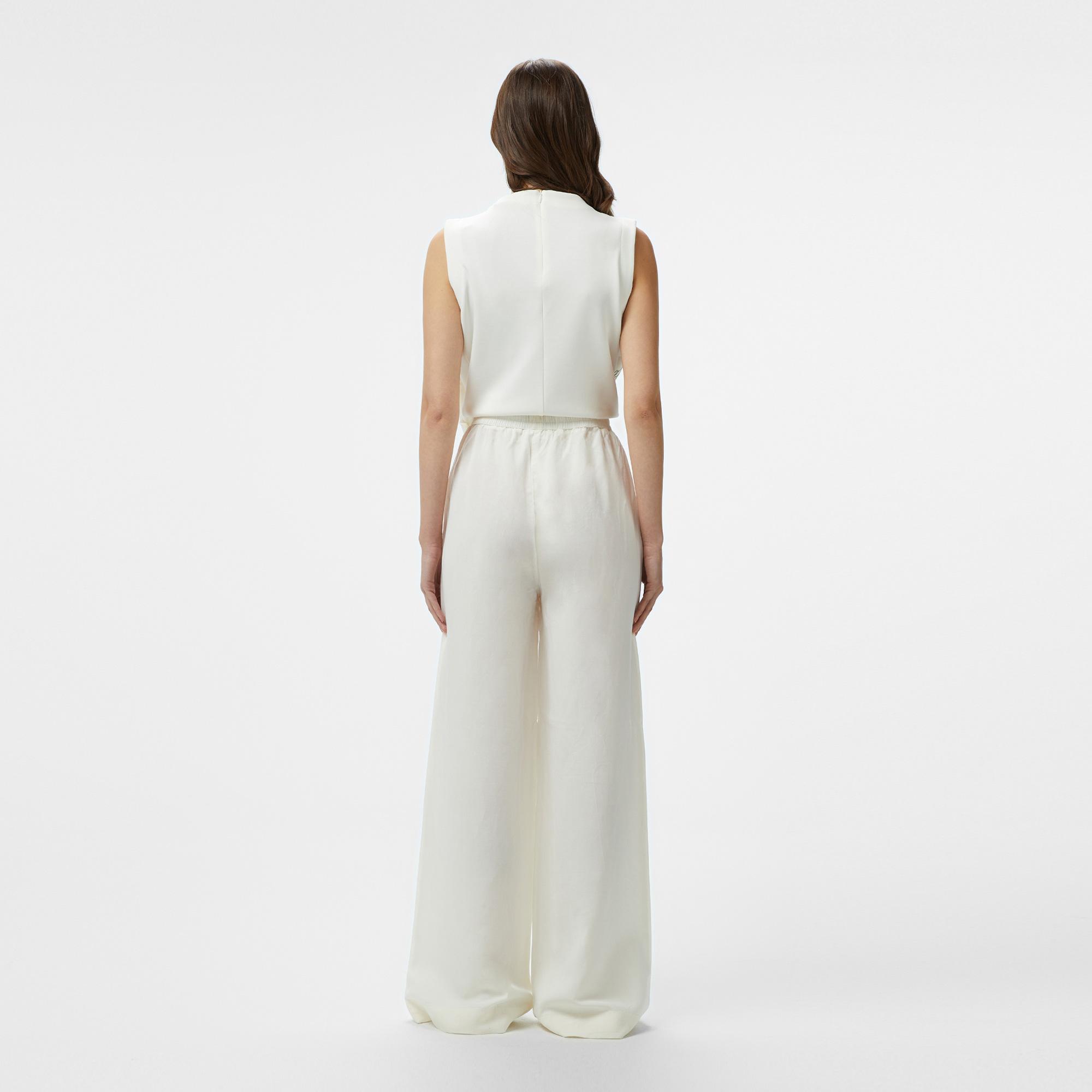 Lacoste Kadın Relaxed Fit Beyaz Pantolon