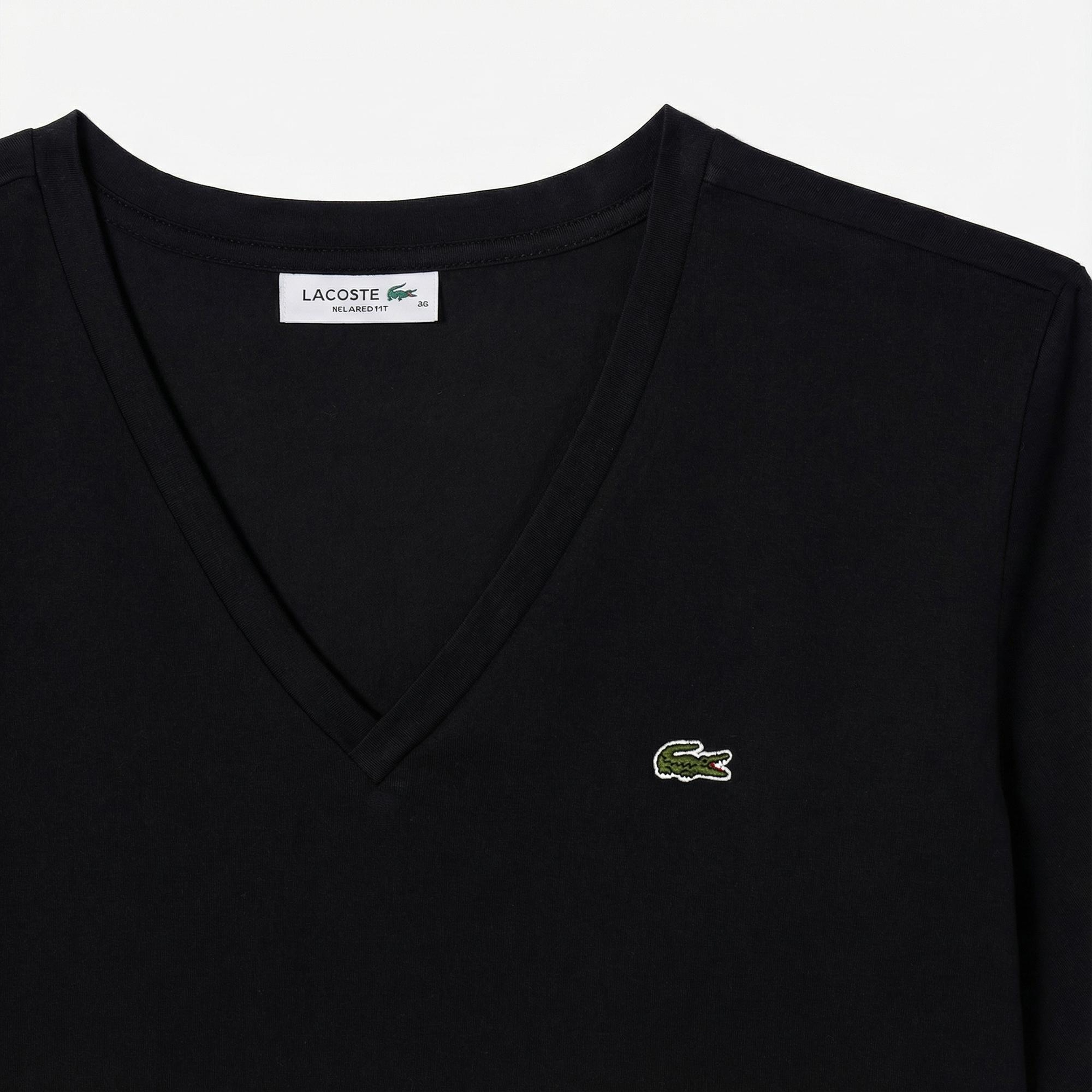 Lacoste Kadın Relaxed Fit V Yaka Siyah T-Shirt
