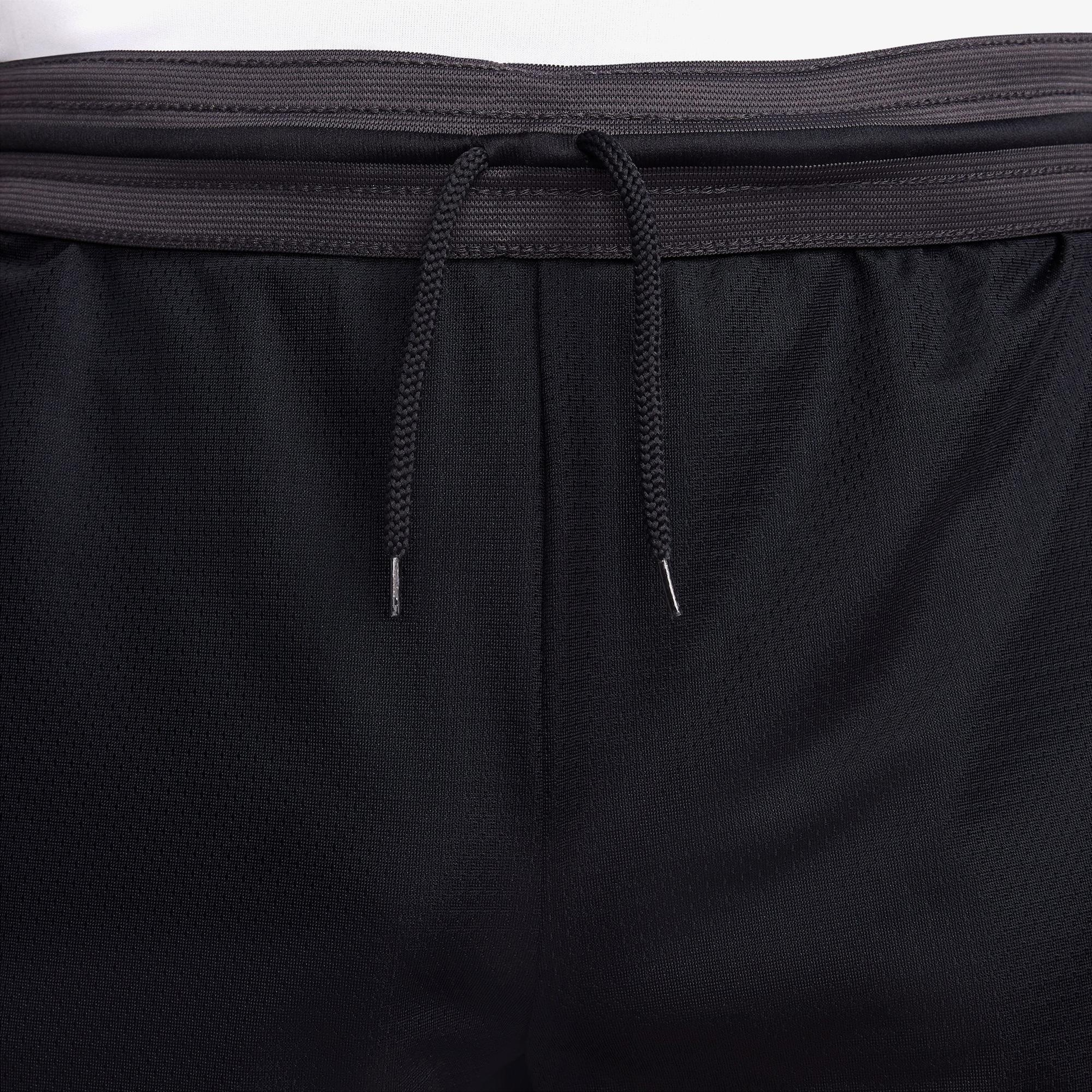 Nike Dri-Fit DNA 15 cm Erkek Siyah Şort