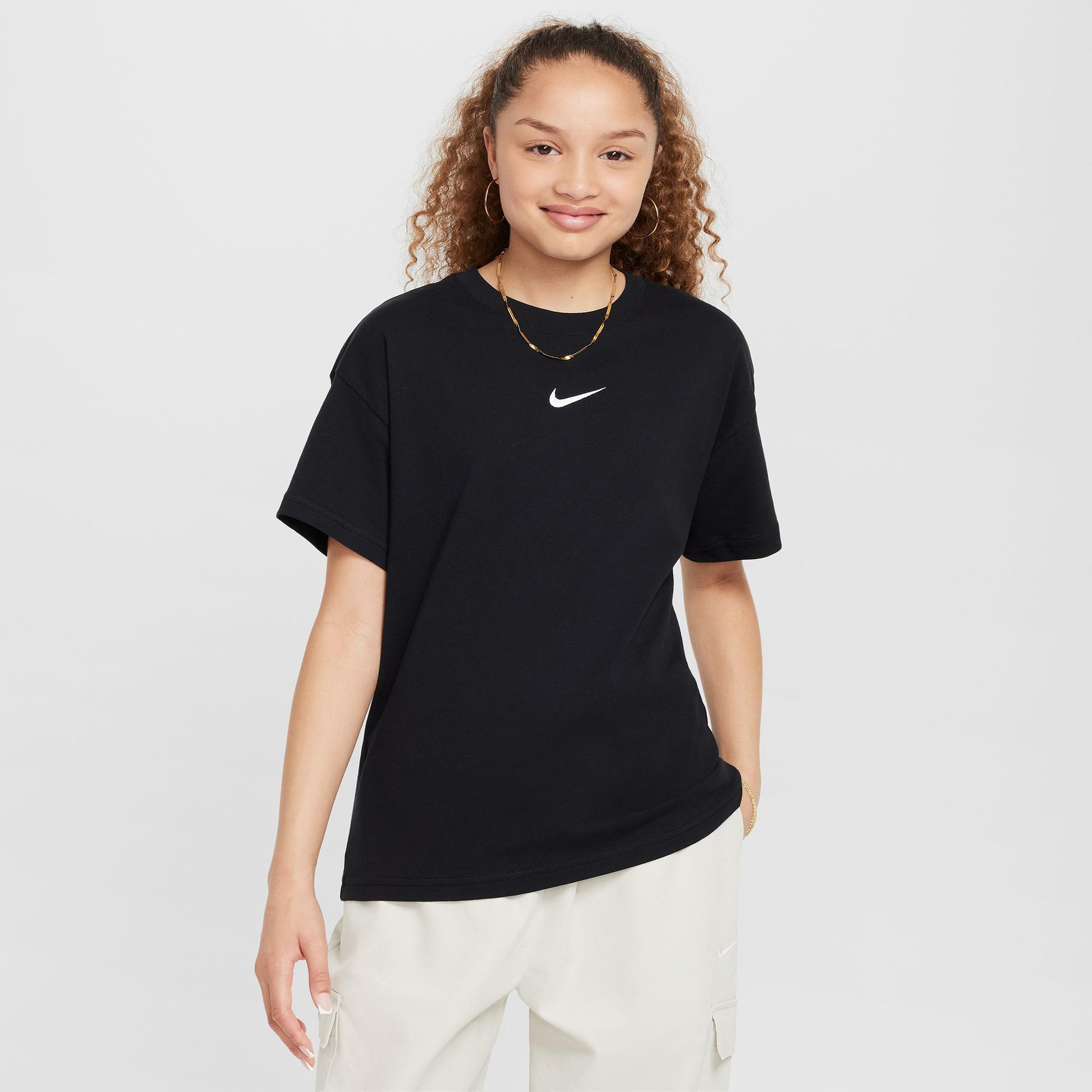 Nike Sportswear Essentials Çocuk Siyah T-Shirt