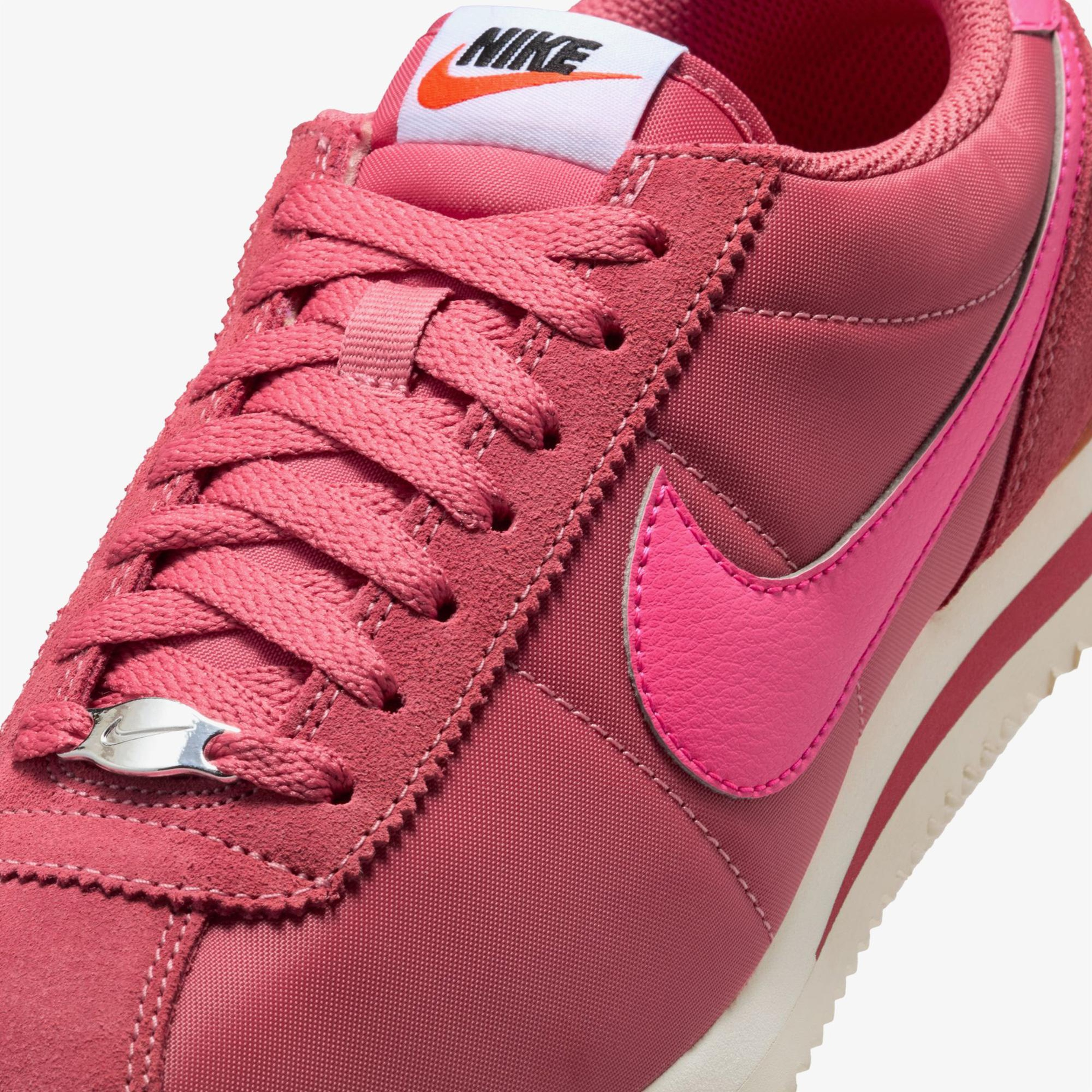 Nike Cortez Kadın Pembe Spor Ayakkabı