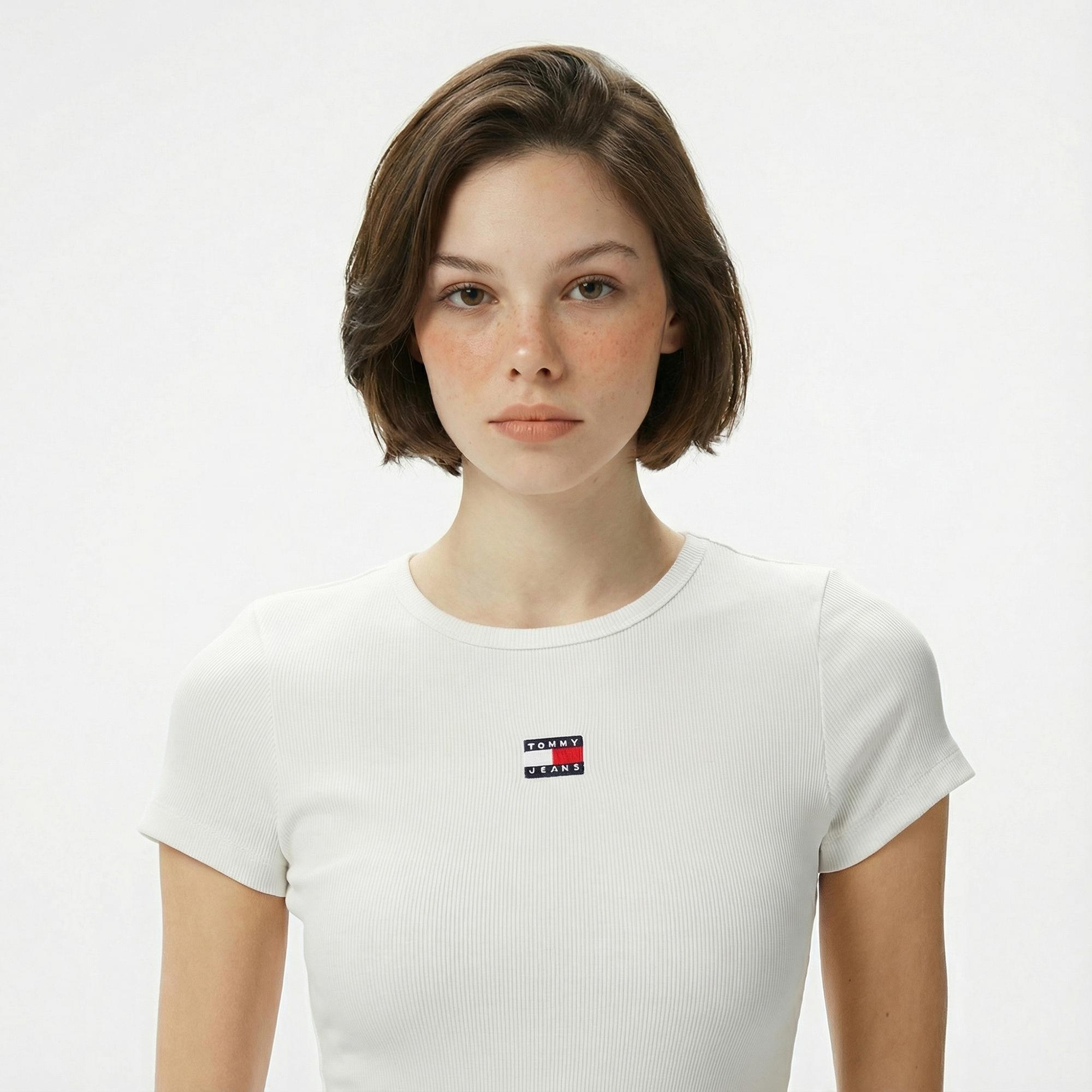 Tommy Hilfiger Badge Kadın Beyaz T-Shirt