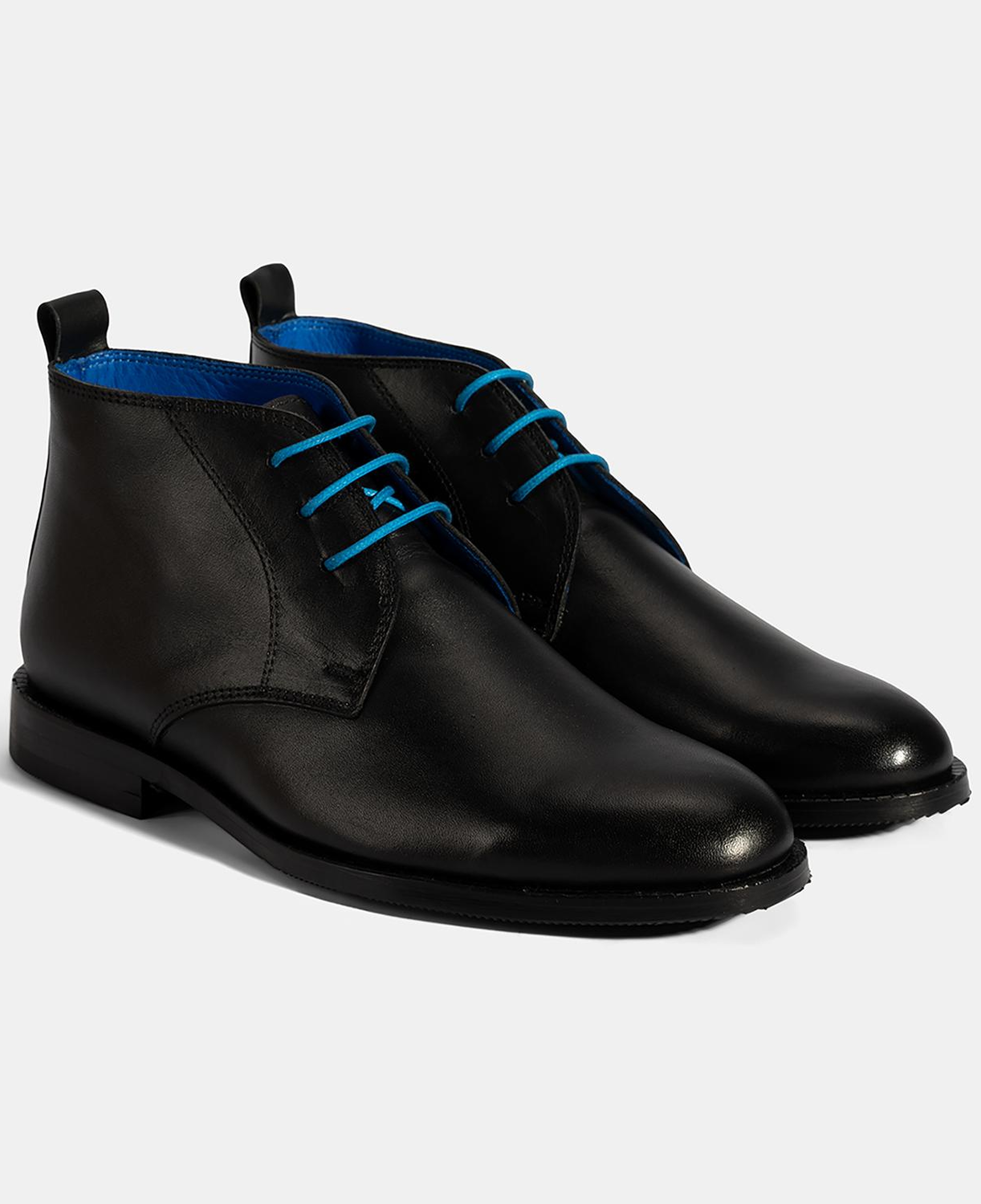 Kadın Siyah Mavi Bağcık Detaylı Deri Bot