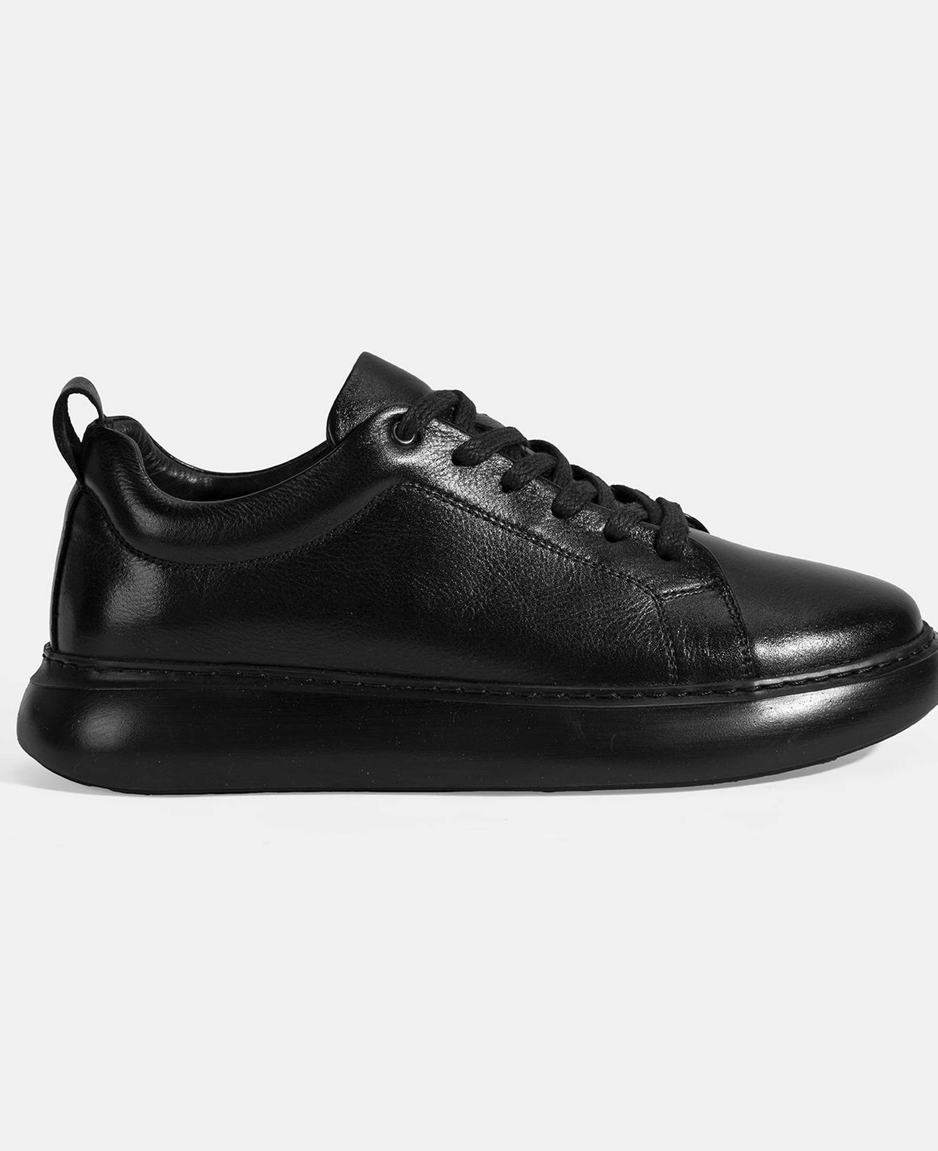 Erkek Siyah Bağcıklı Deri Spor Ayakkabı