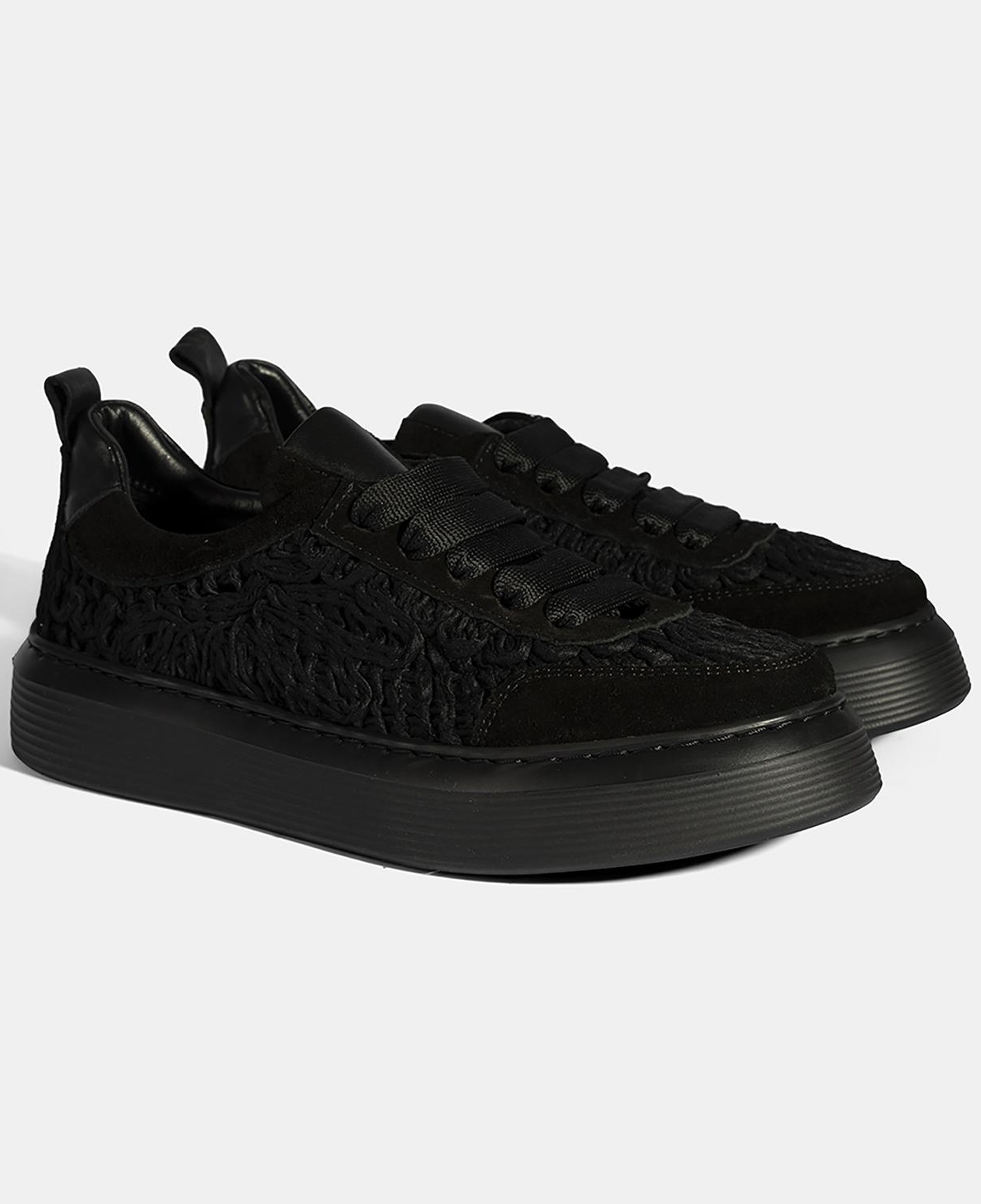 Kadın Siyah Bağcıklı Deri Sneaker