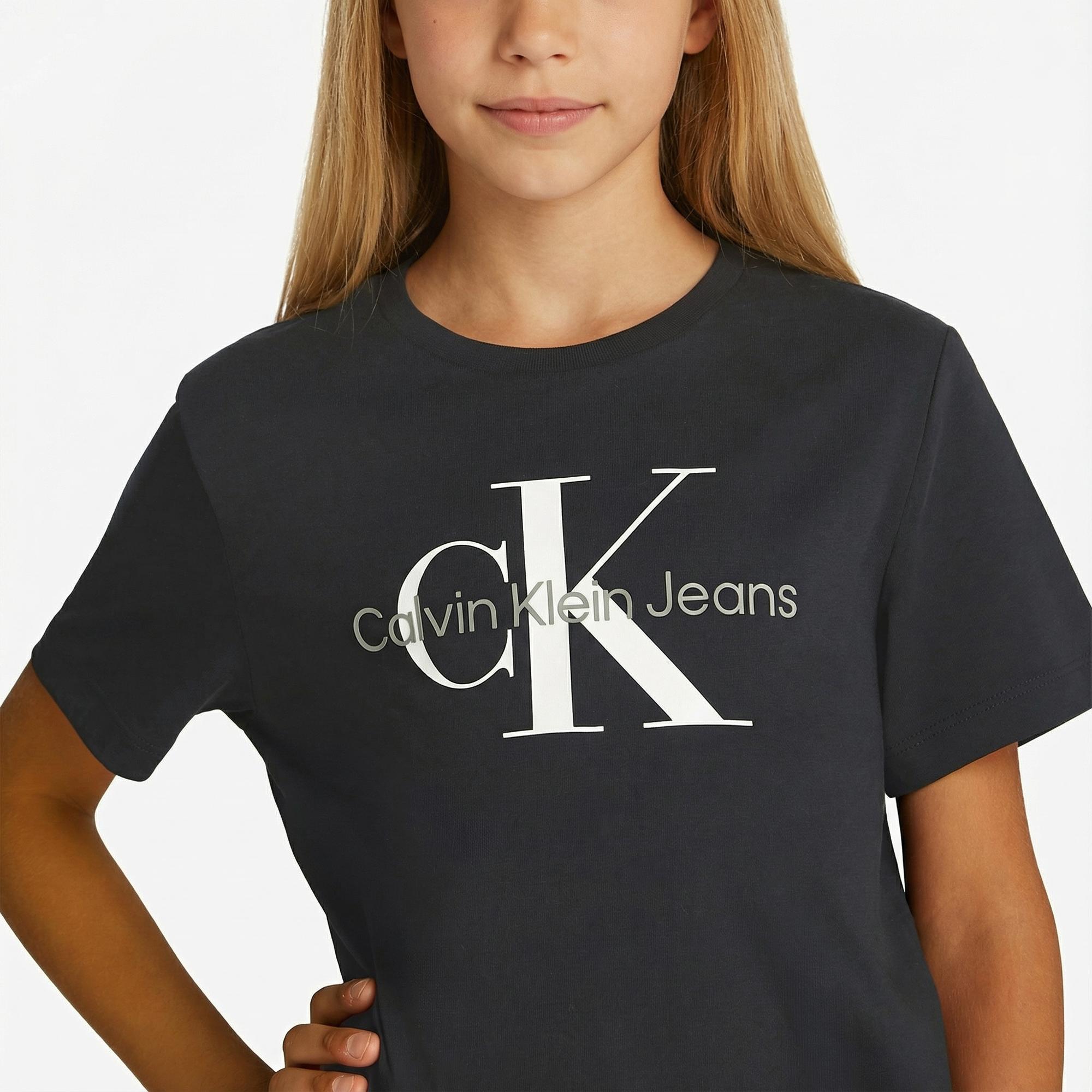Calvin Klein Çocuk Siyah T-Shirt