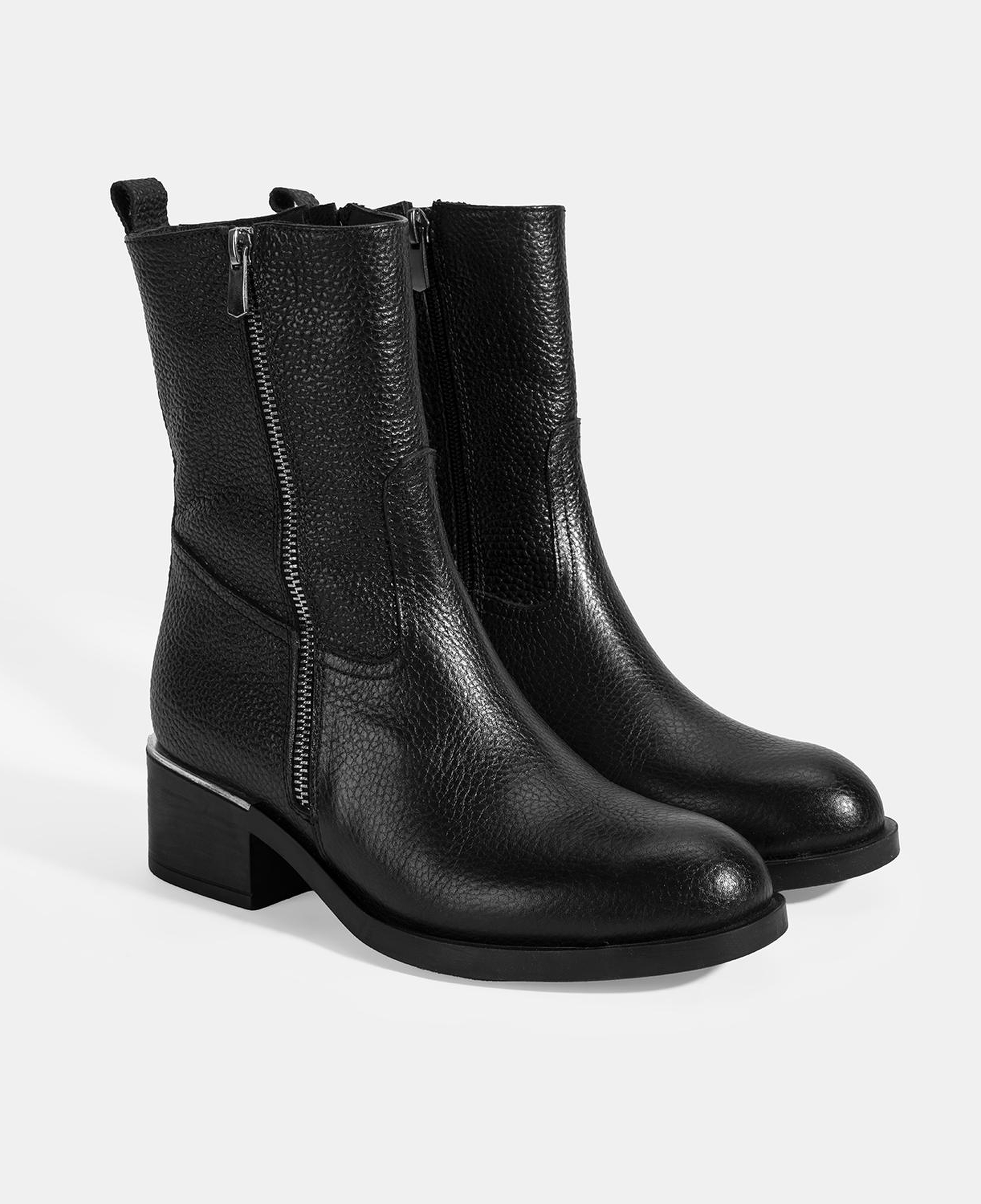 Kadın Siyah Fermuarlı Deri Topuklu Bot