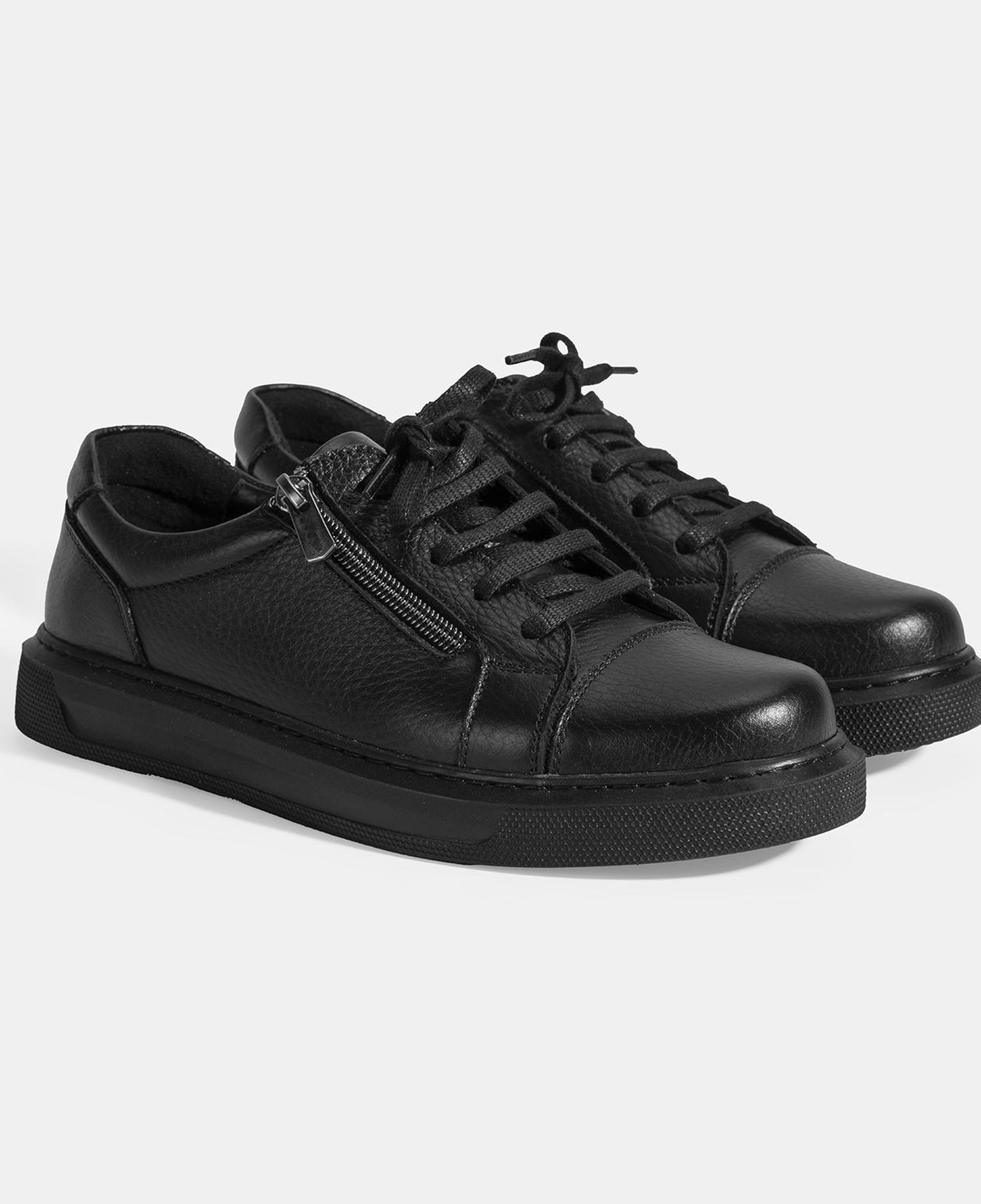 Kadın Siyah Bağcıklı Fermuar Detaylı Deri Günlük Ayakkabı