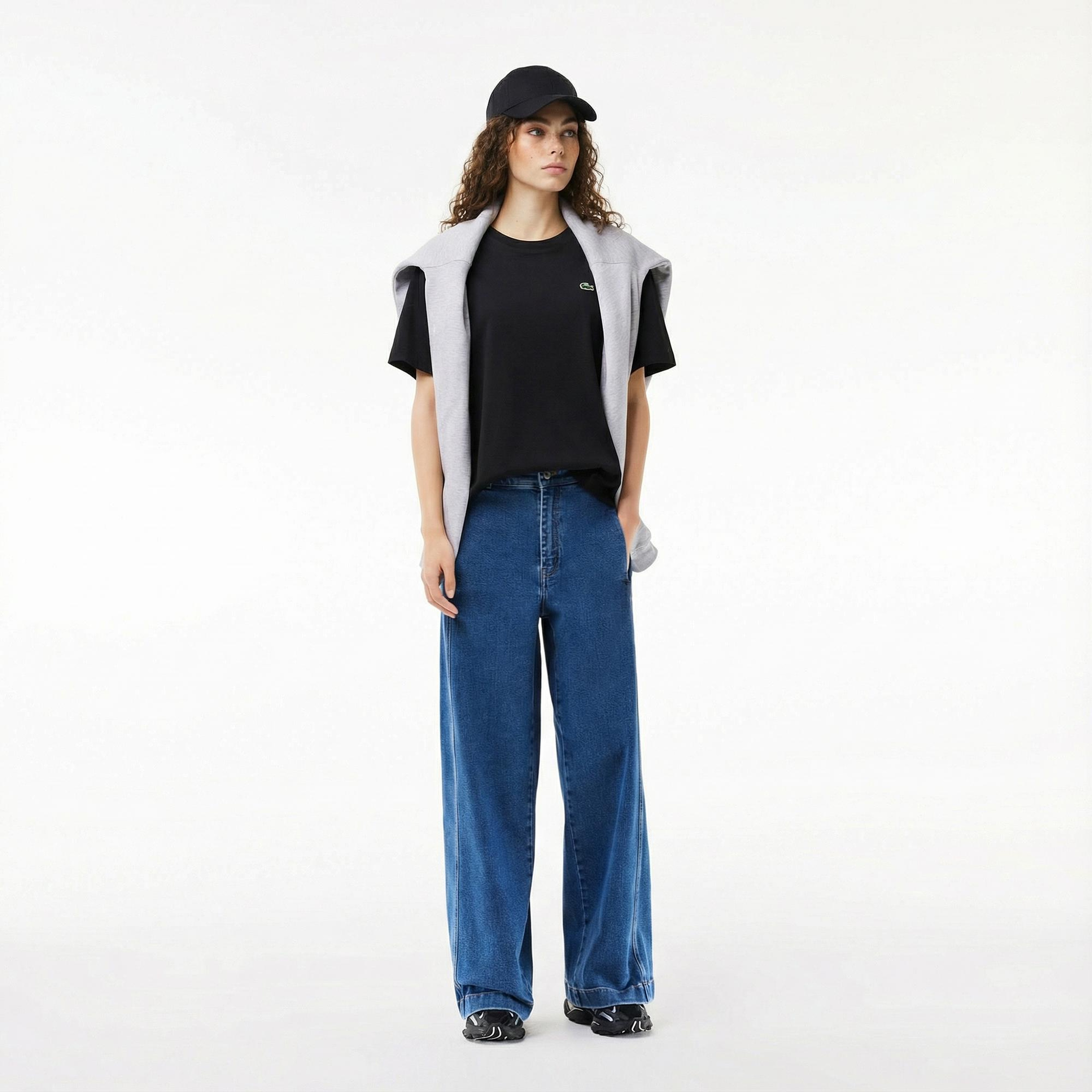 Lacoste Kadın Relaxed Fit Bisiklet Yaka Siyah T-Shirt