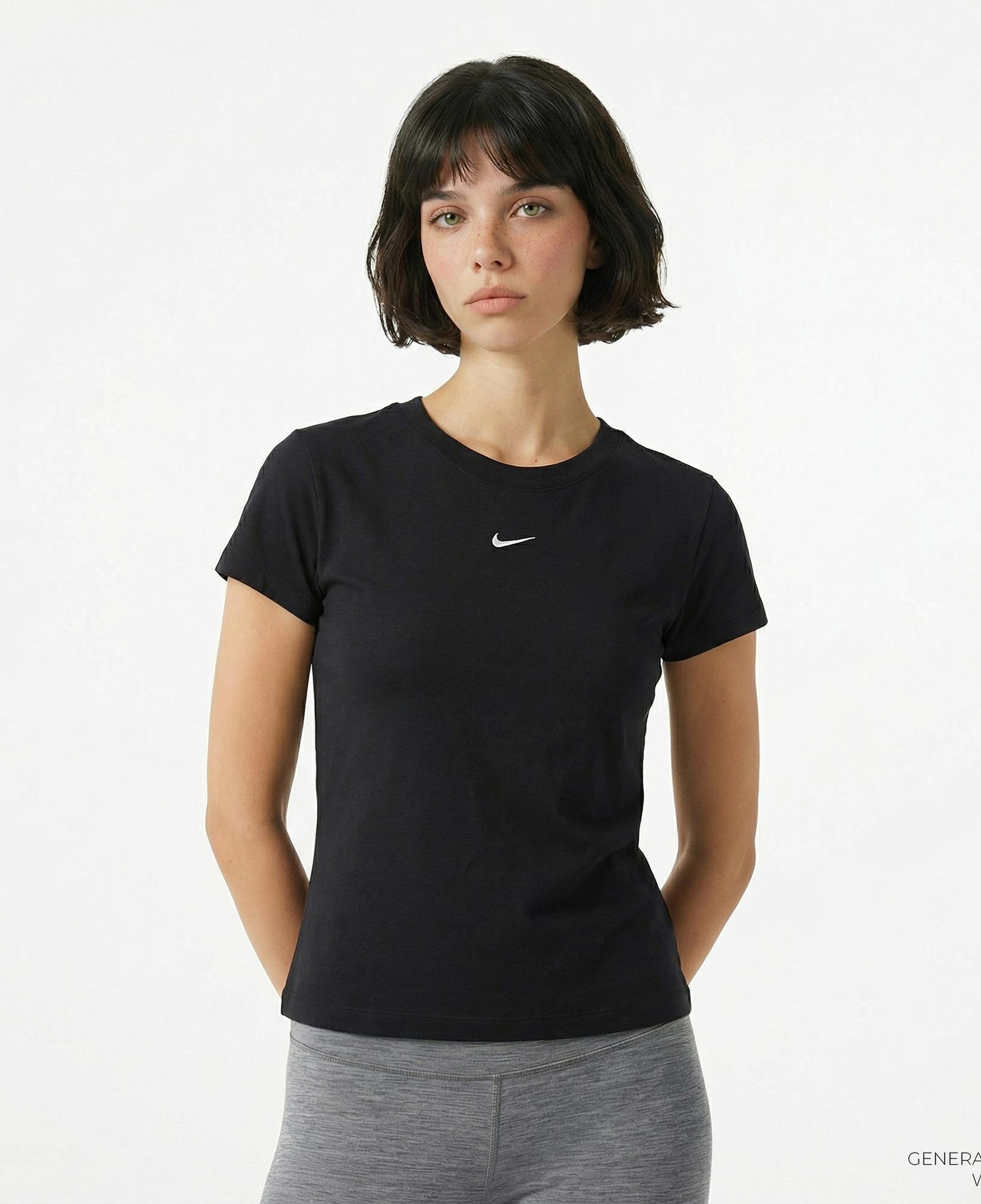 Nike Sportswear Chill Knit Kadın Siyah T-Shirt