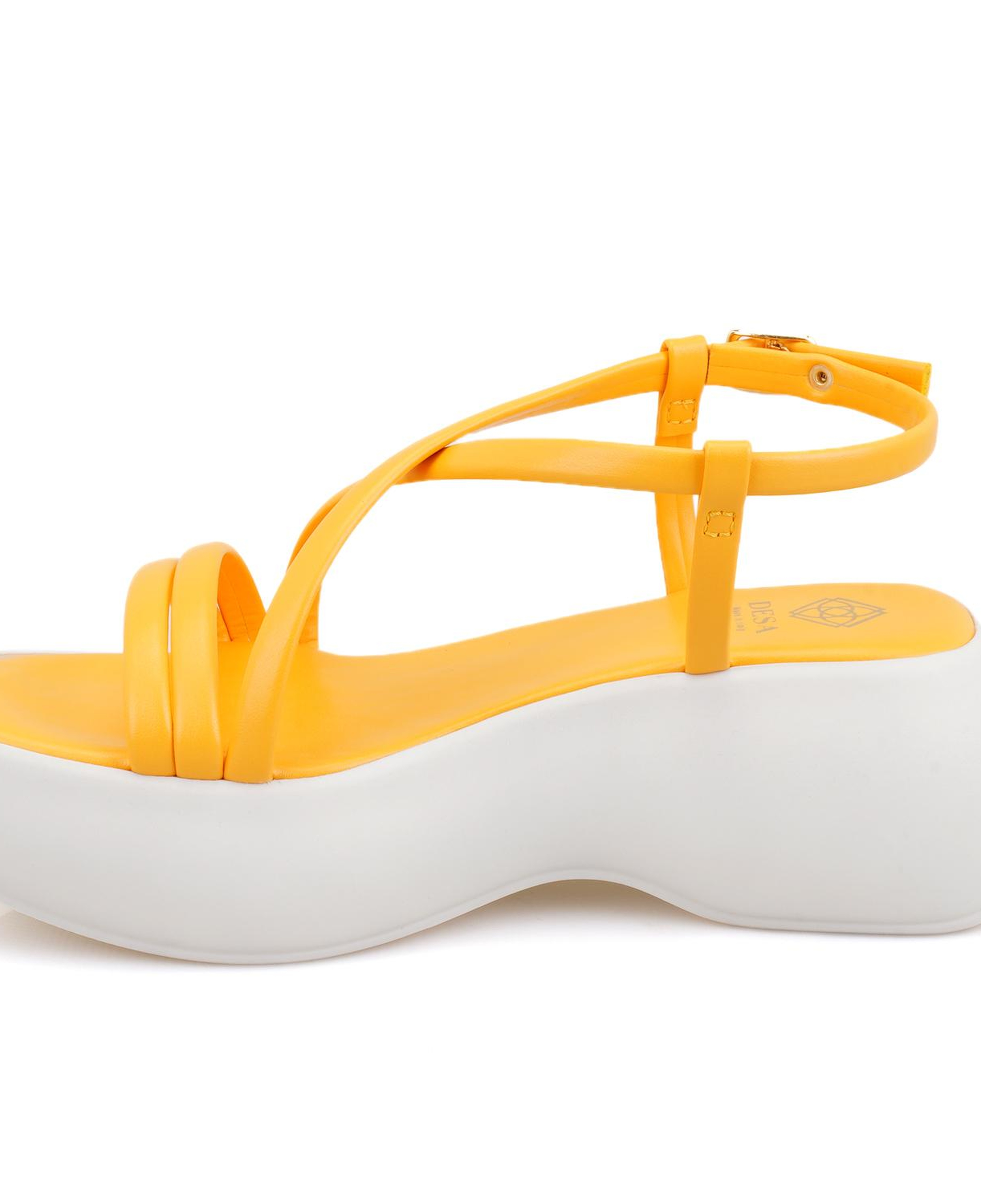 Kadın Sarı Dolgu Tabanlı Sandalet
