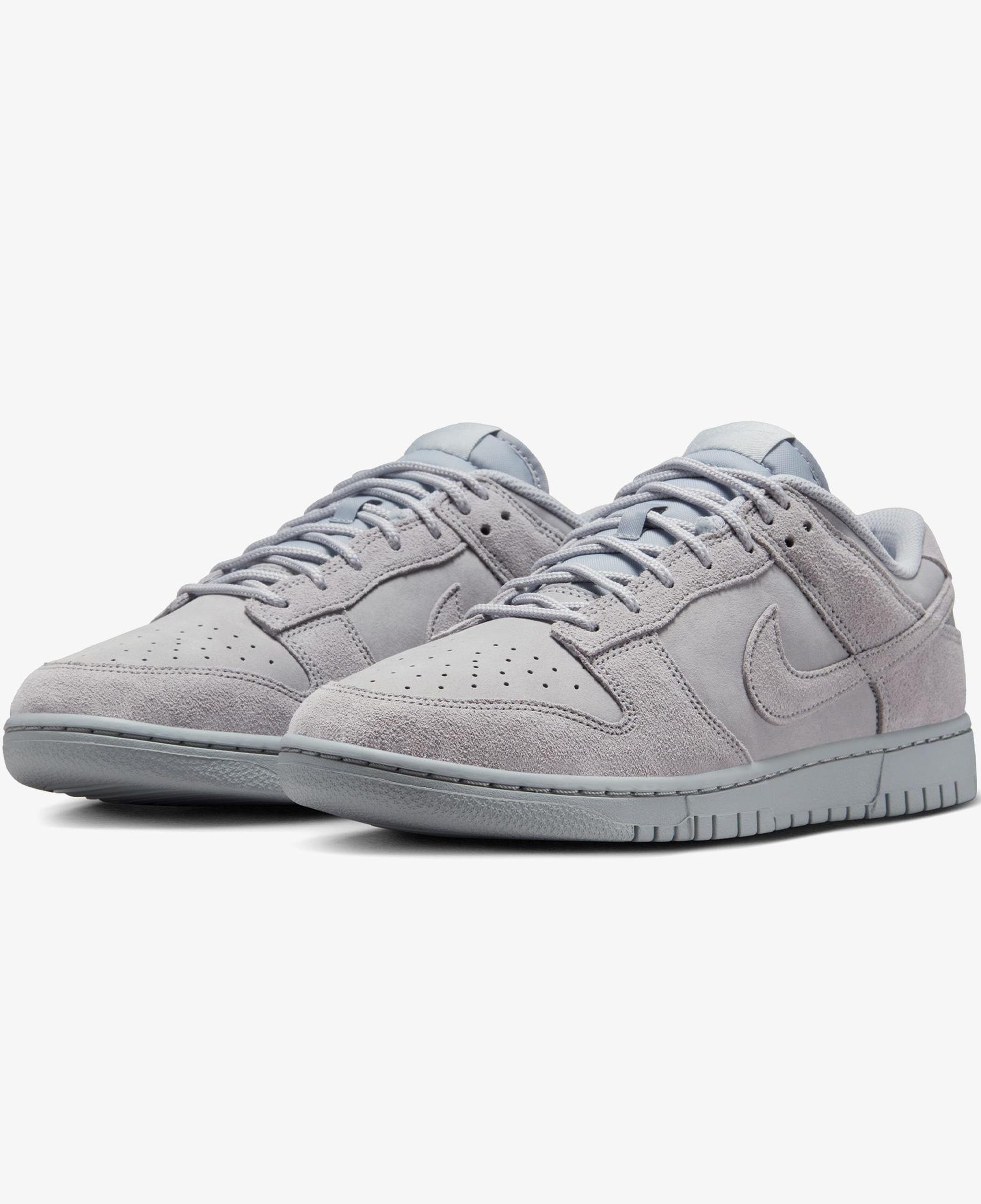 Nike Dunk Low Retro SE Erkek Gri Spor Ayakkabı