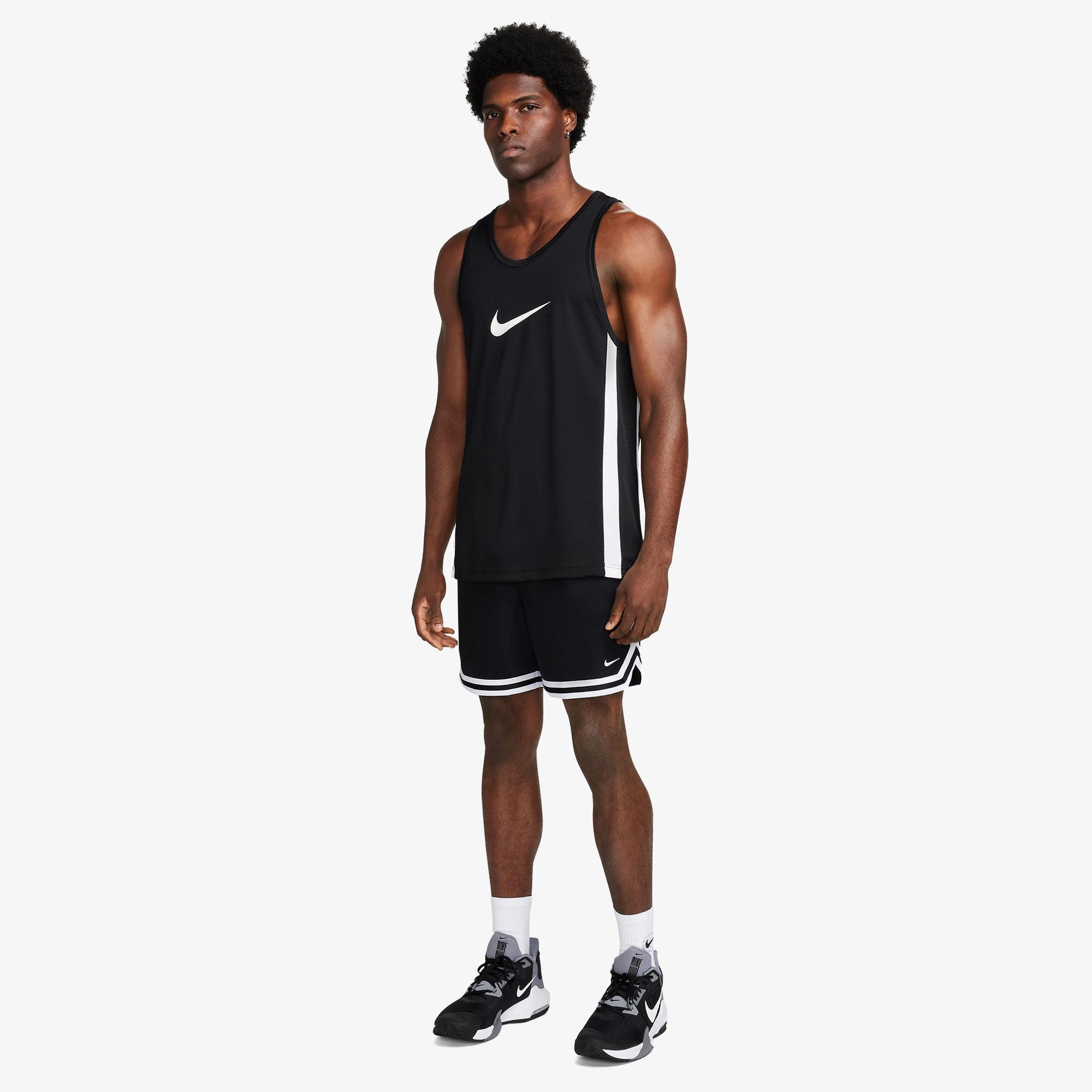 Nike Dri-Fit DNA 15 cm Erkek Siyah Şort