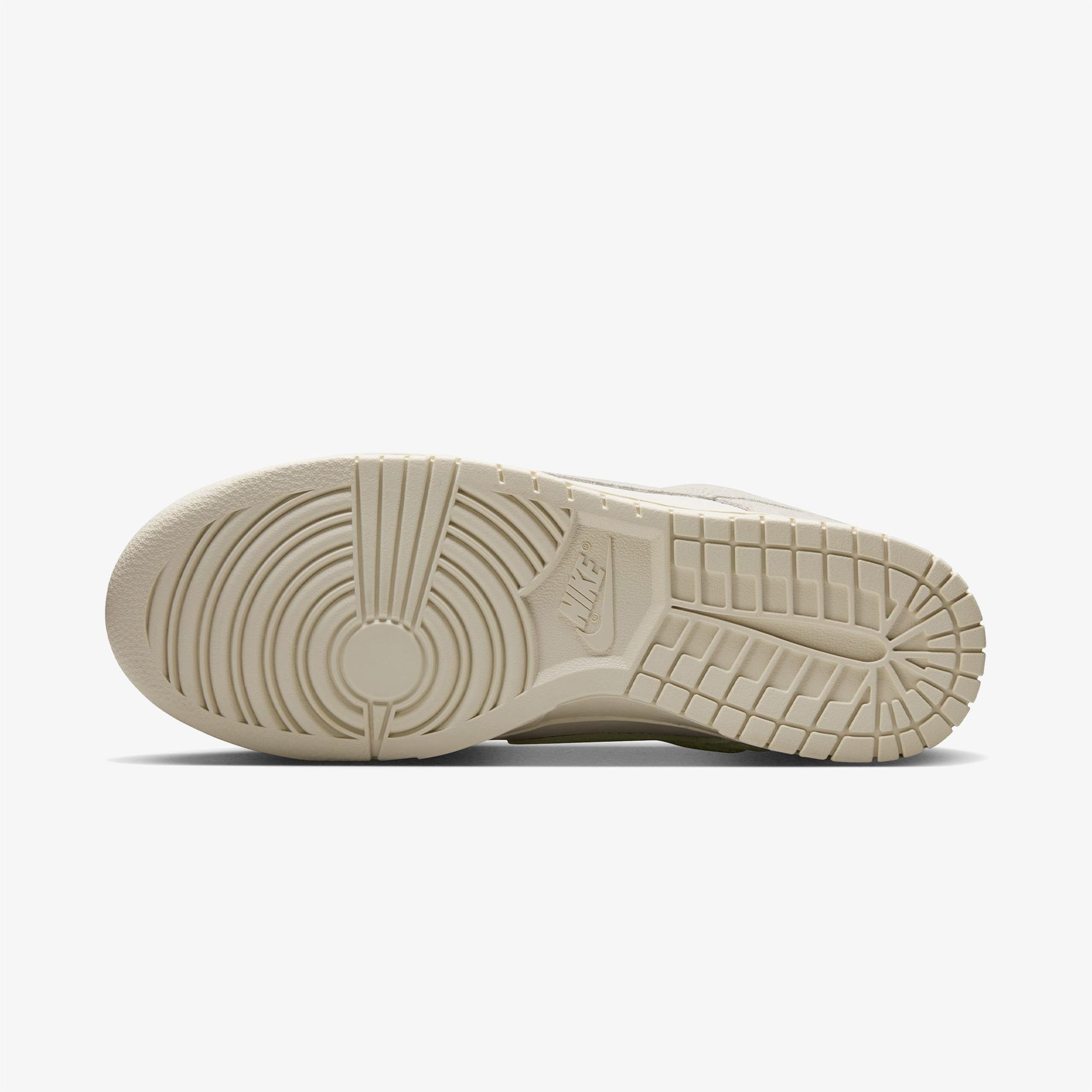 Nike Dunk Low Retro SE Erkek Krem Rengi Spor Ayakkabı