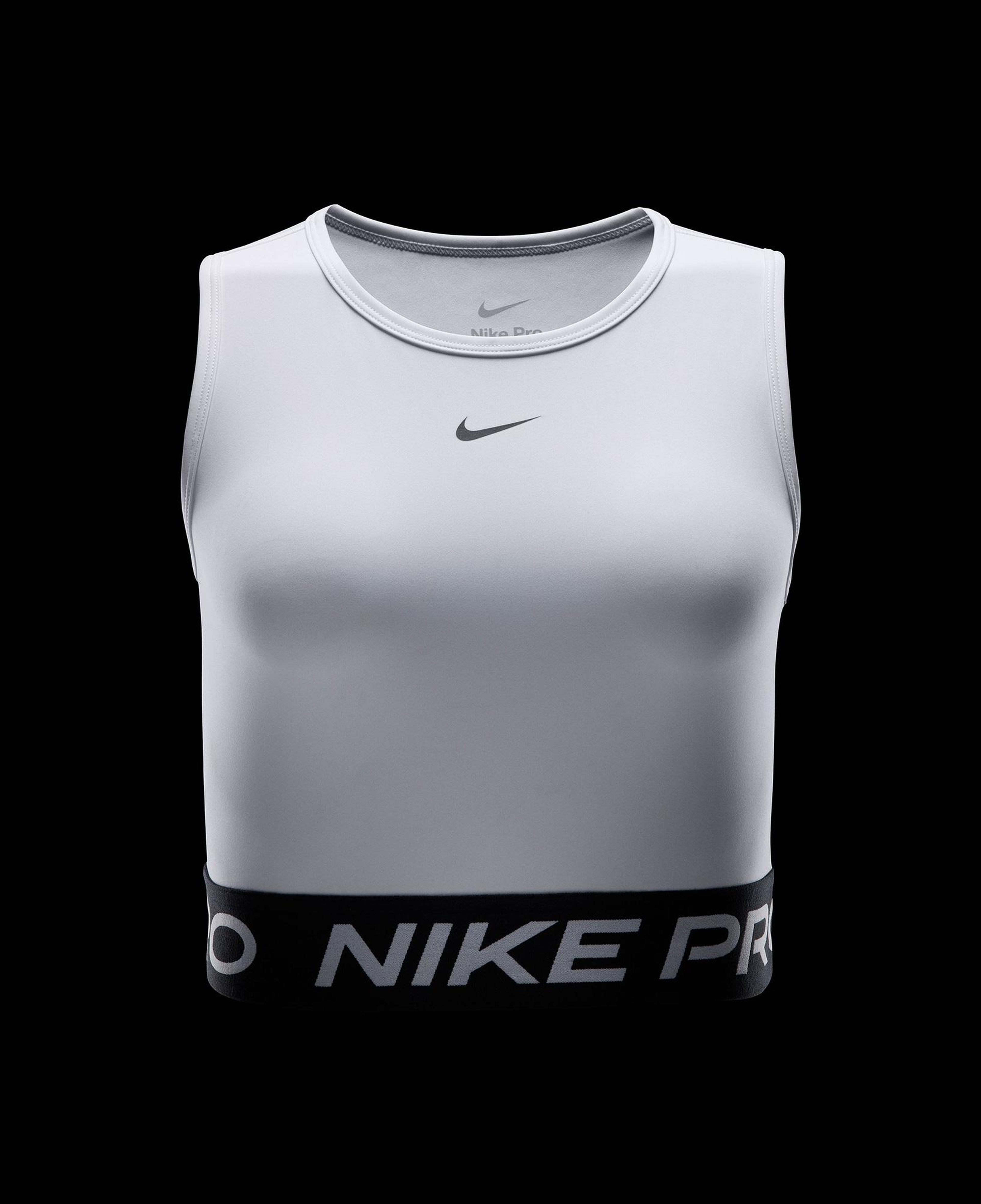 Nike Pro Dri-Fit Kadın Beyaz Crop T-Shirt