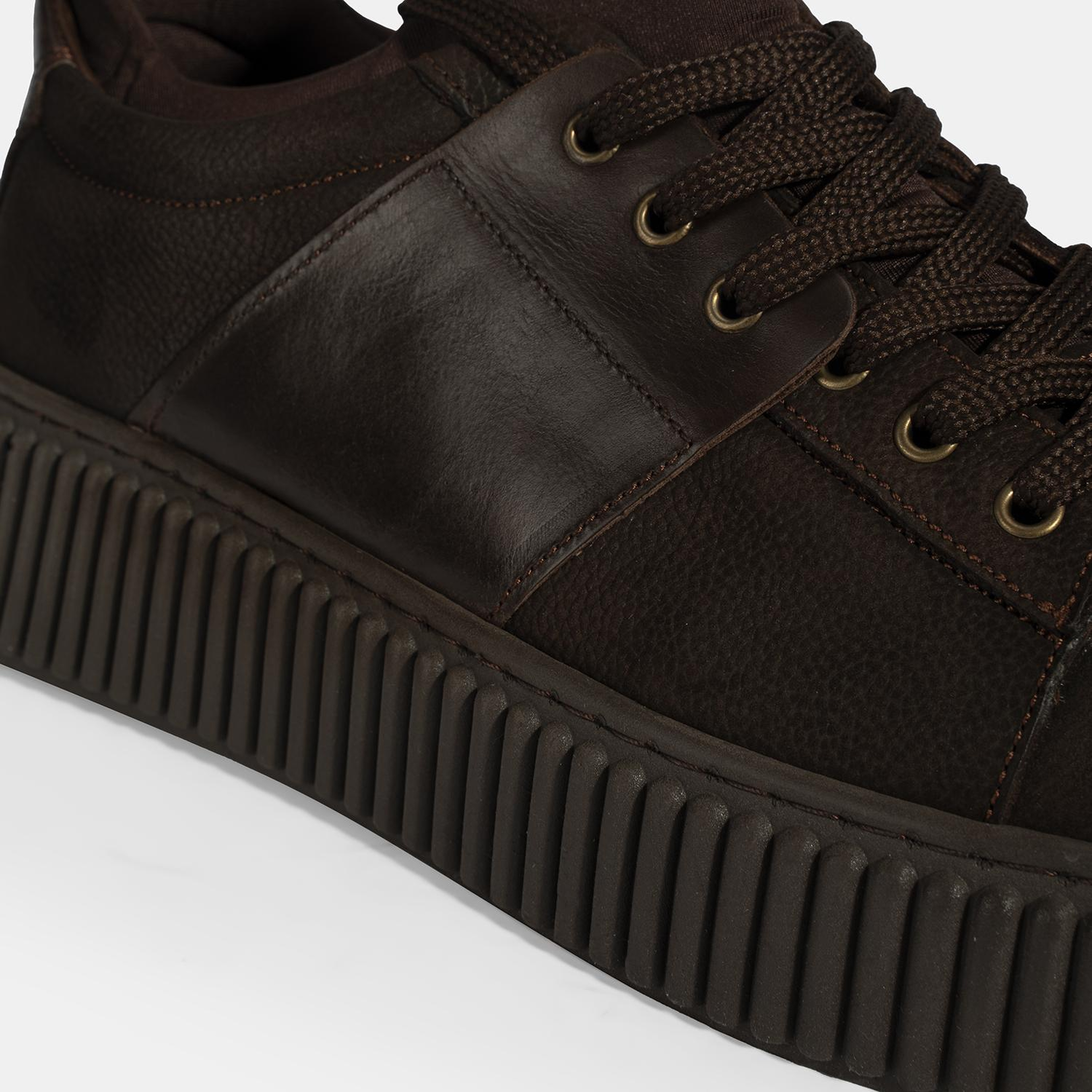 Erkek Kahve Bağcıklı Deri Spor Ayakkabı