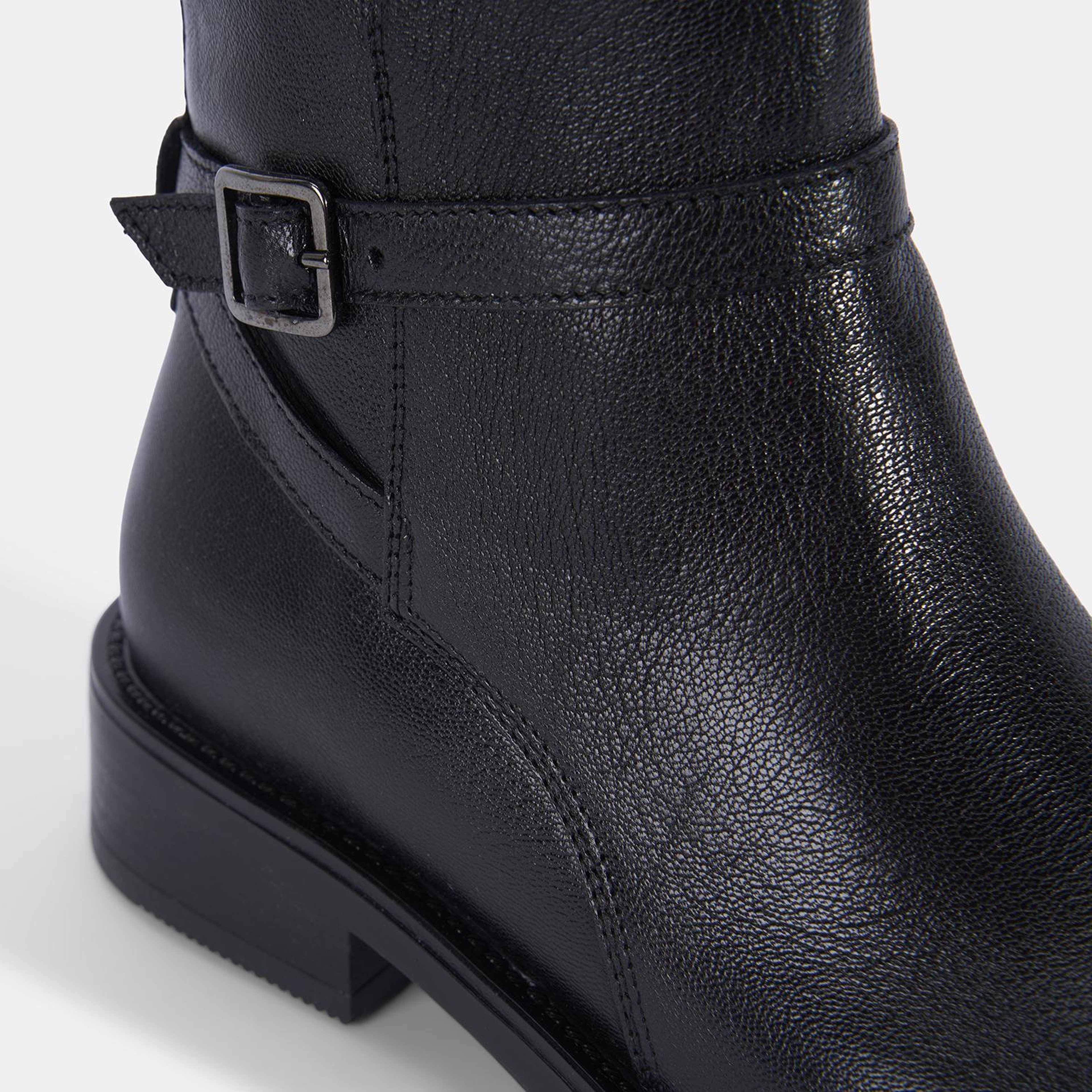 Kadın Siyah Ayarlanabilir Tokalı Deri Bot