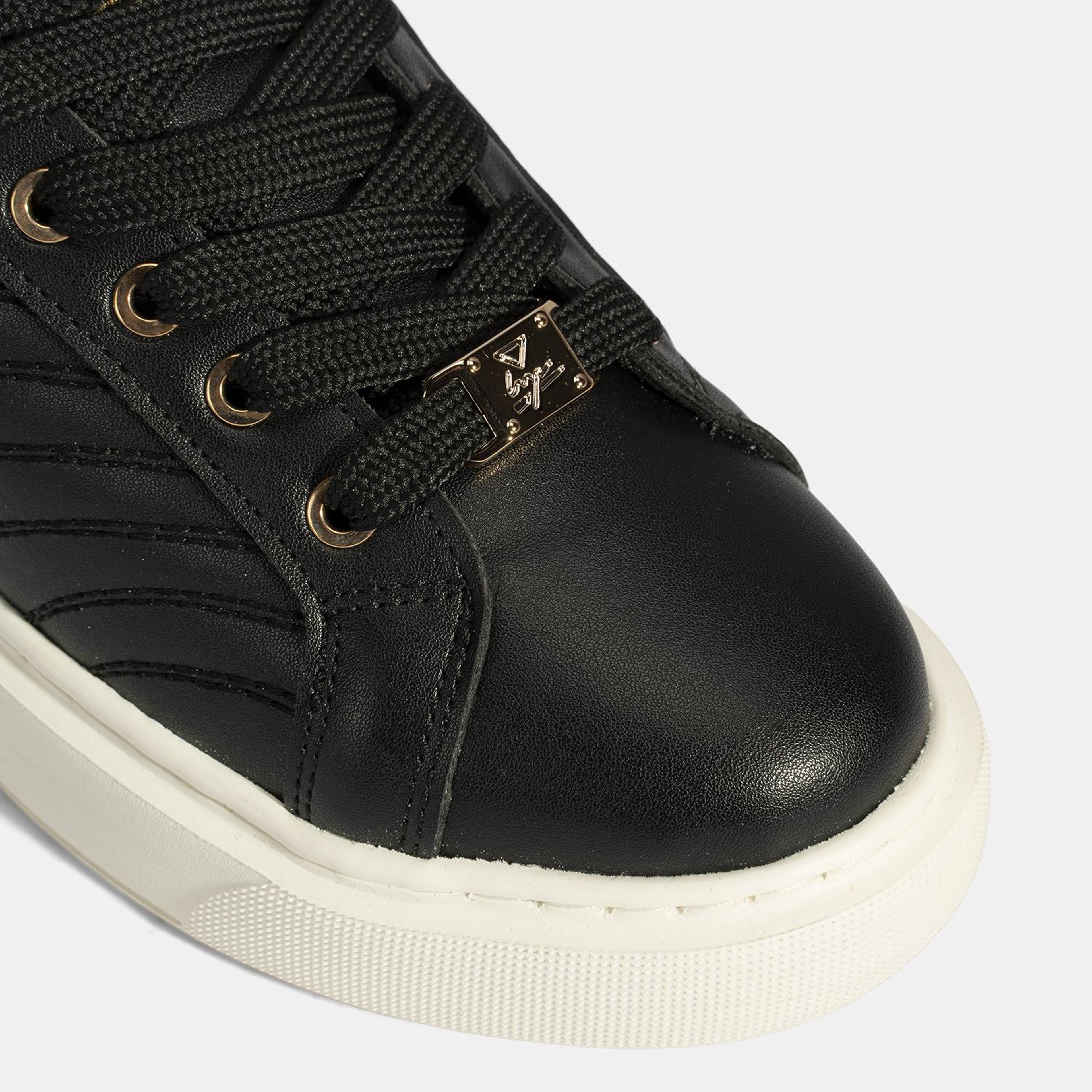 Kadın Siyah Bağcıklı Spor Ayakkabı