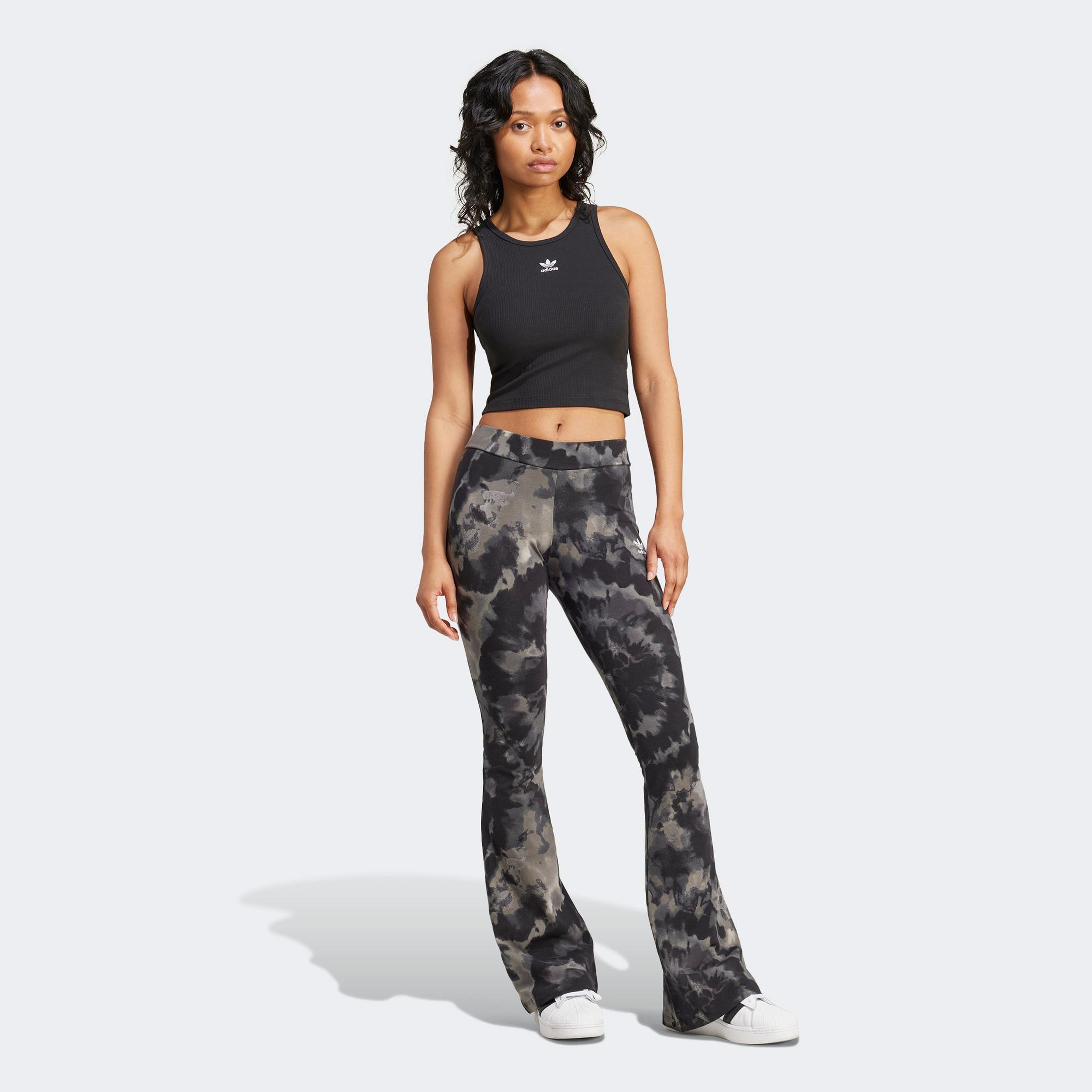 adidas Essentials Ribbed Kadın Siyah Kolsuz T-Shirt