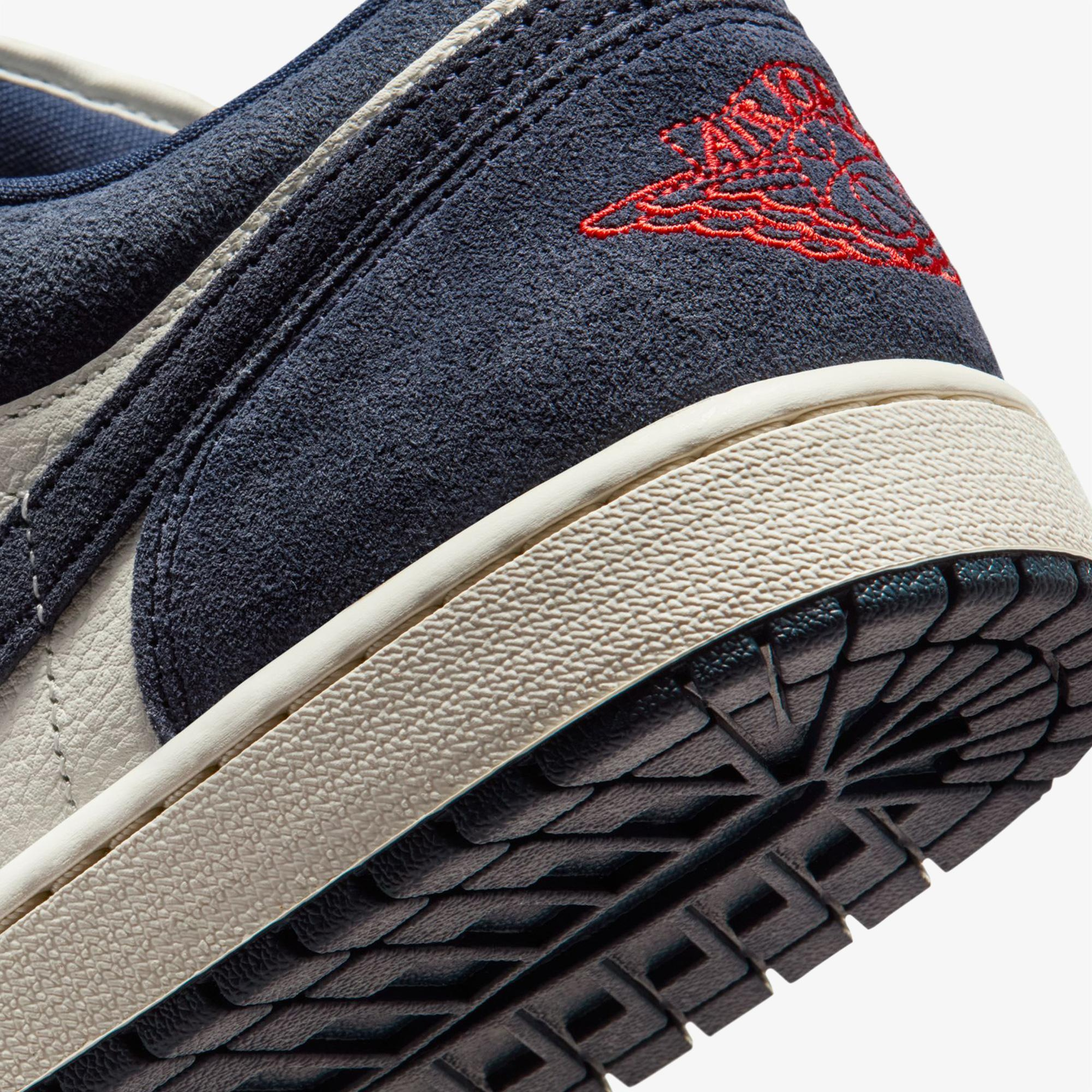 Jordan Air 1 Low SE Erkek Lacivert Spor Ayakkabı