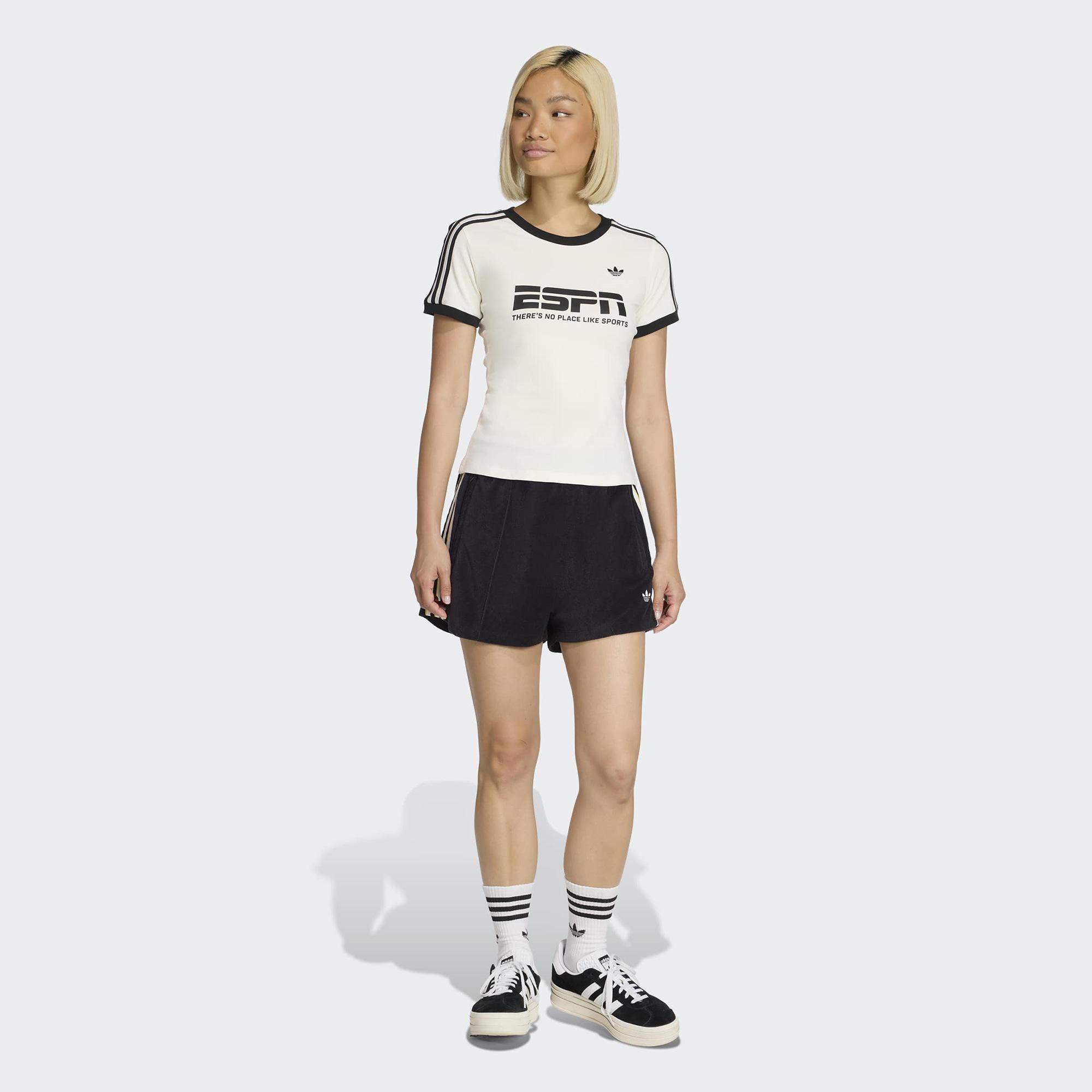 adidas Kadın Beyaz T-Shirt