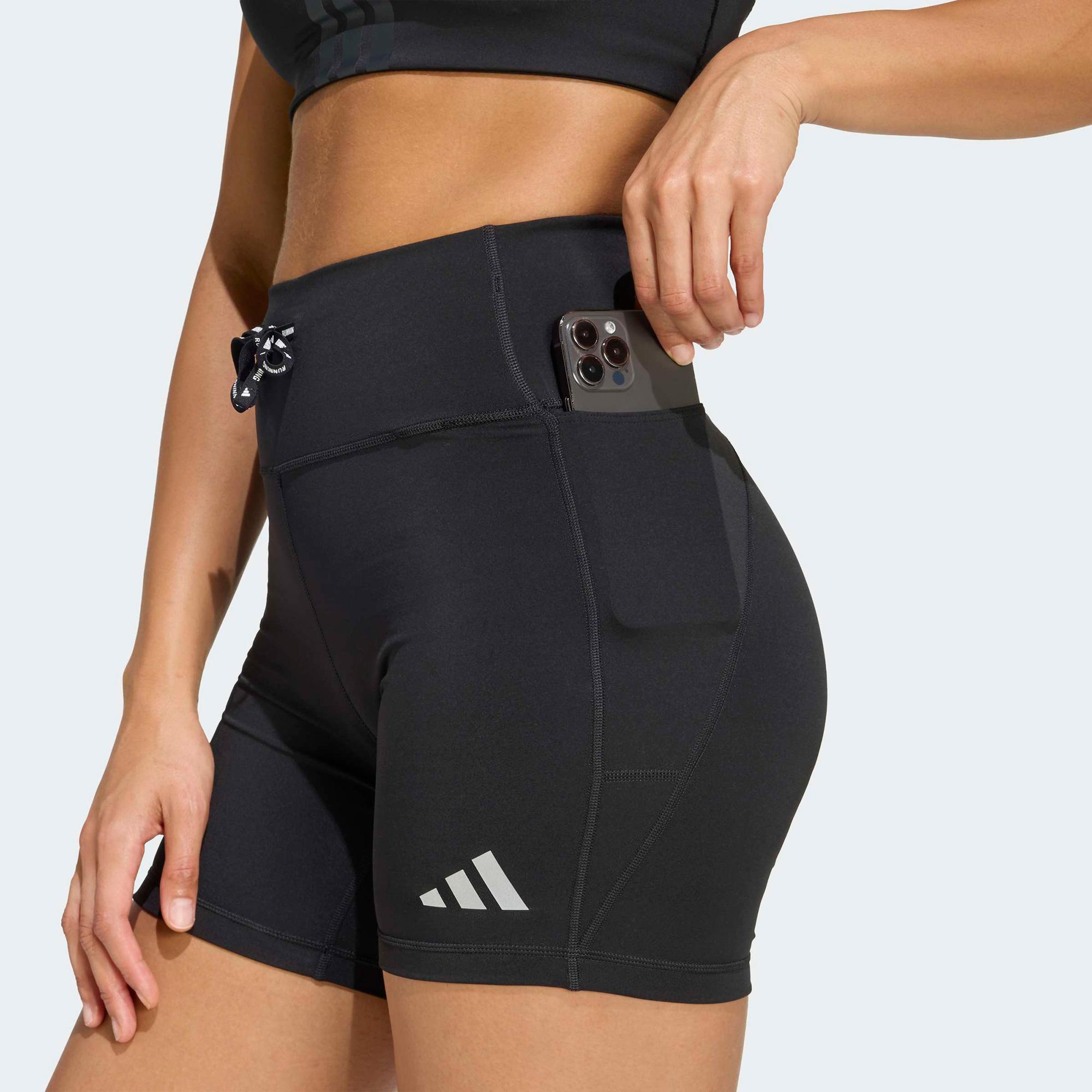 adidas Run Essentials Kadın Siyah Kısa Tayt