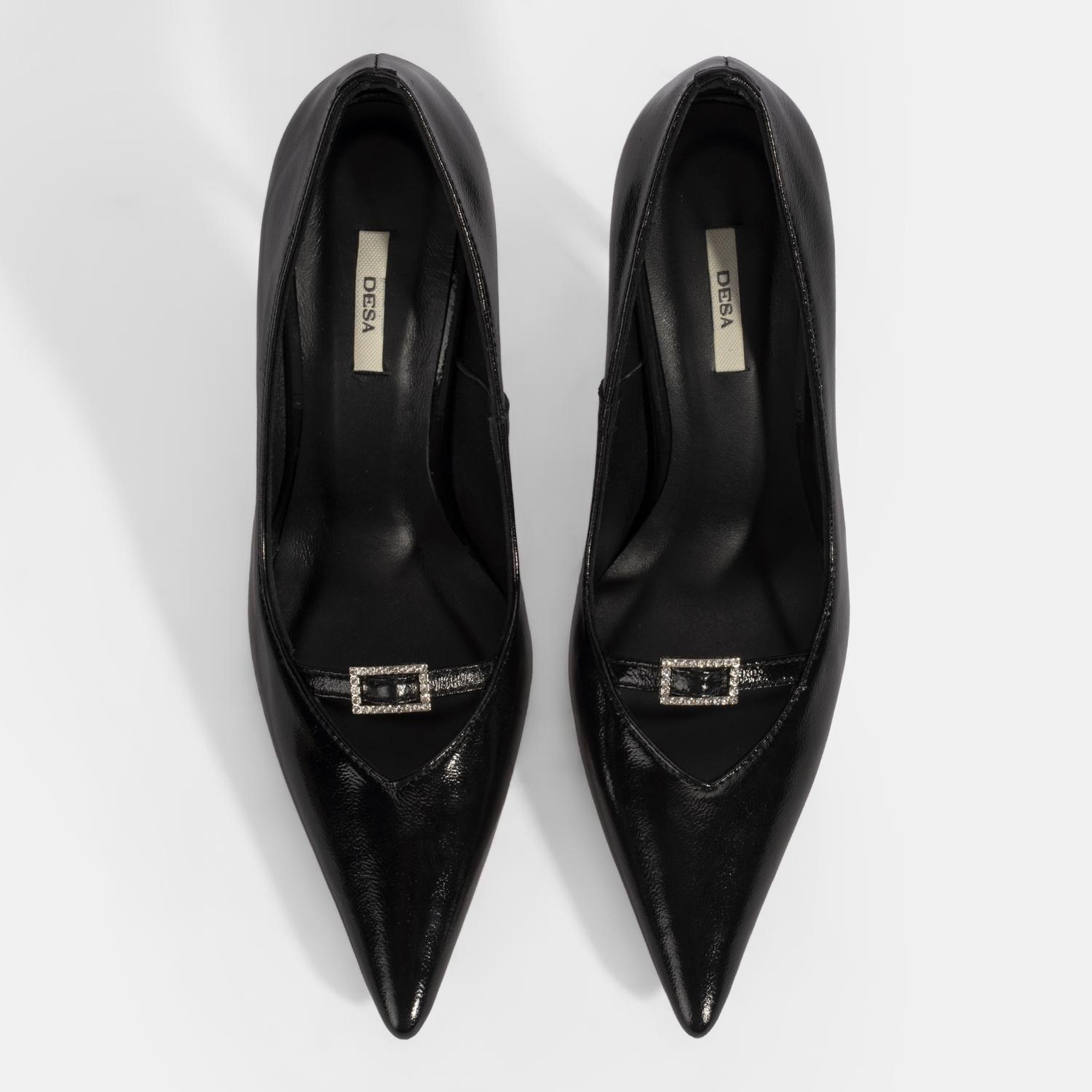 Kadın Siyah Taşlı Toka Detaylı Rugan Topuklu Abiye Ayakkabı