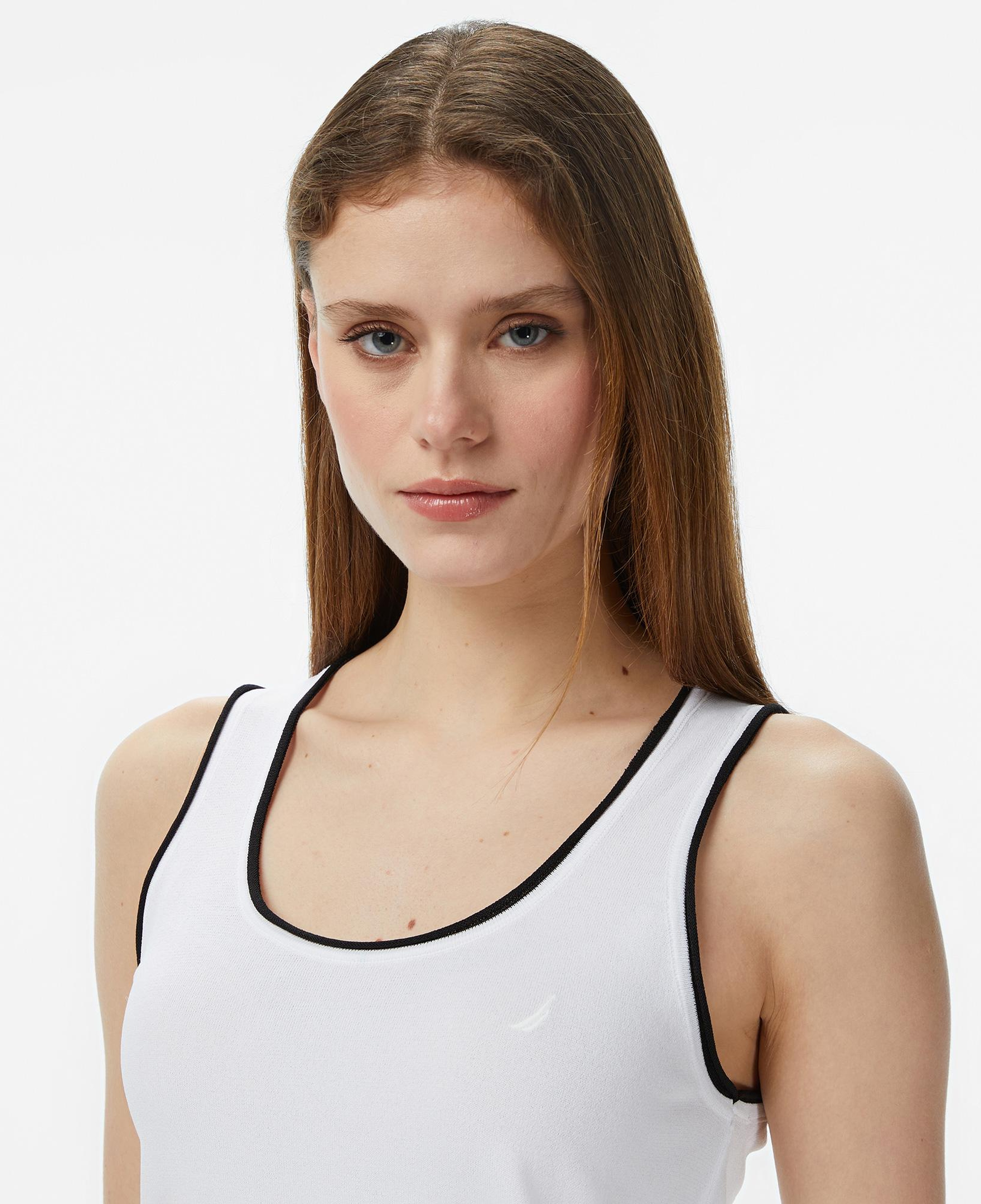 Nautica Kadın Beyaz Slim Fit Kolsuz Triko T-Shirt