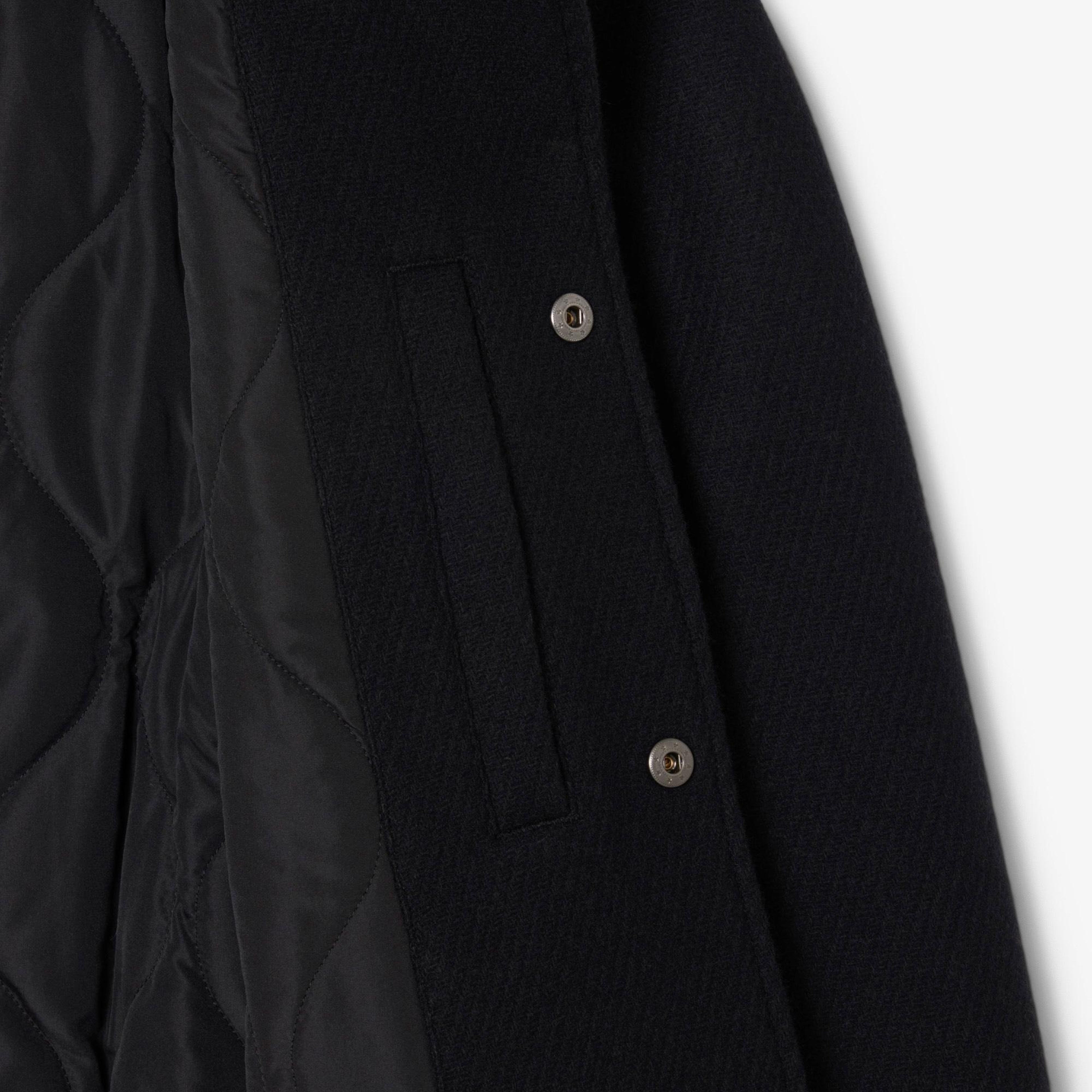 Lacoste Erkek Classic Fit Gömlek Yaka Baskılı Siyah Ceket