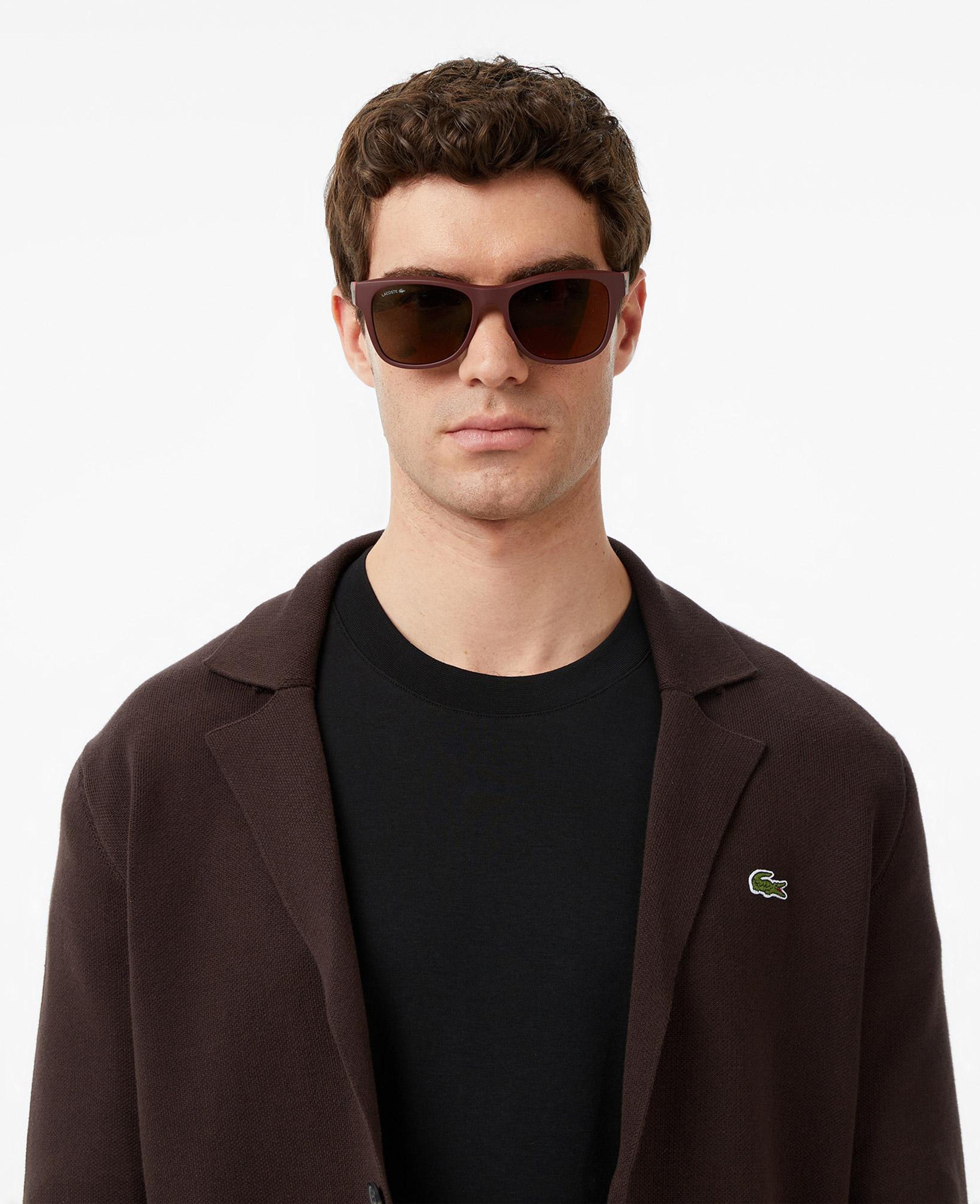 Lacoste Erkek Classic Fit V Yaka Kahverengi Hırka